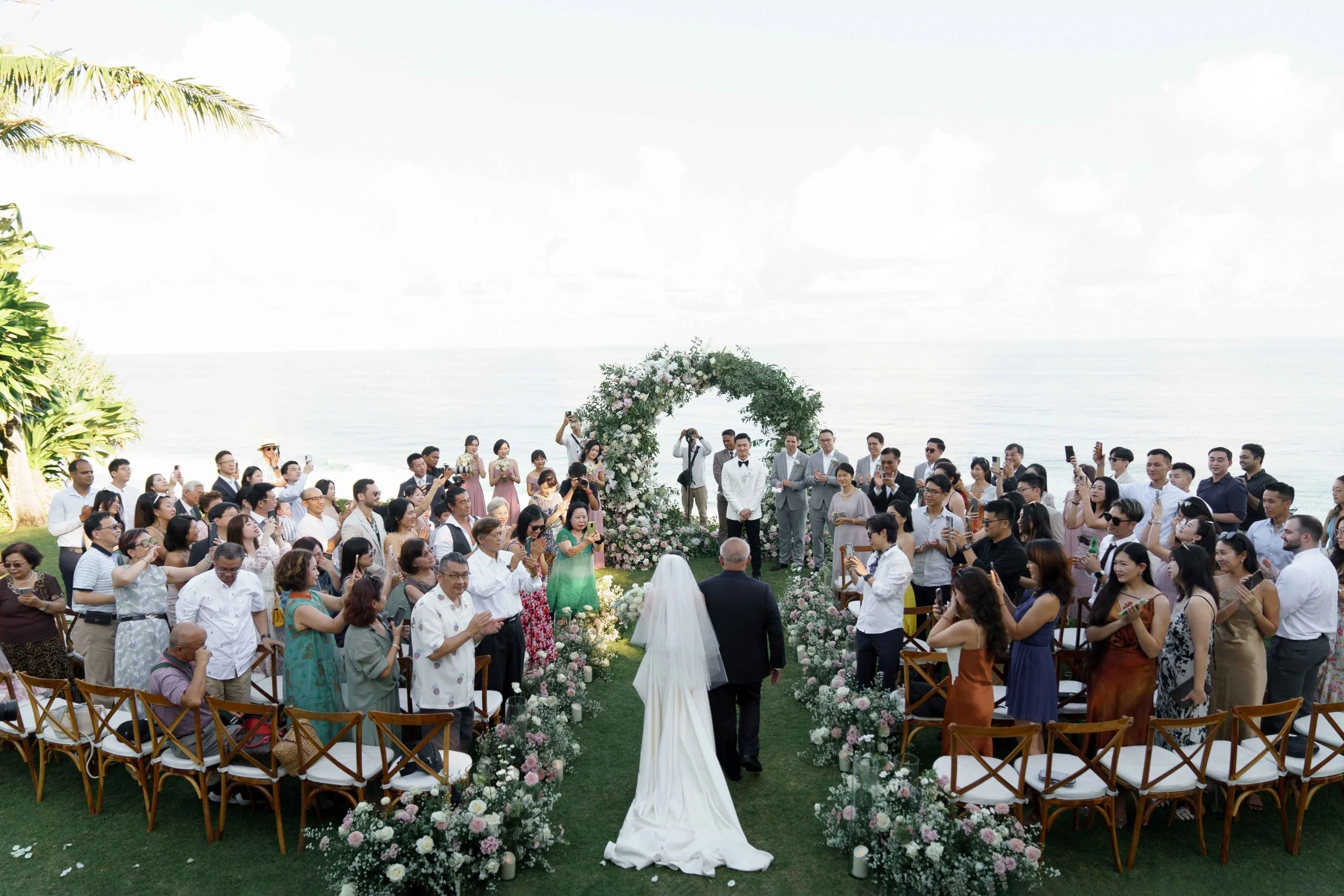 SaltAtelier_SydneyWeddingPhotographer_BaliWedding_TheUngasanWeddings_EinoJohnny_86-scaled.jpg