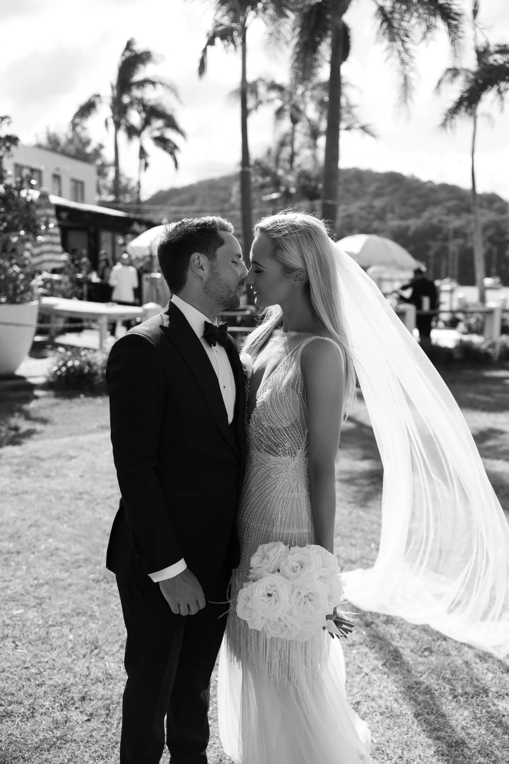 SaltAtelier_SydneyWeddingPhotography_SydneyWeddingPhotographer_PasadenaSydney_SianRick_185-scaled.jpg