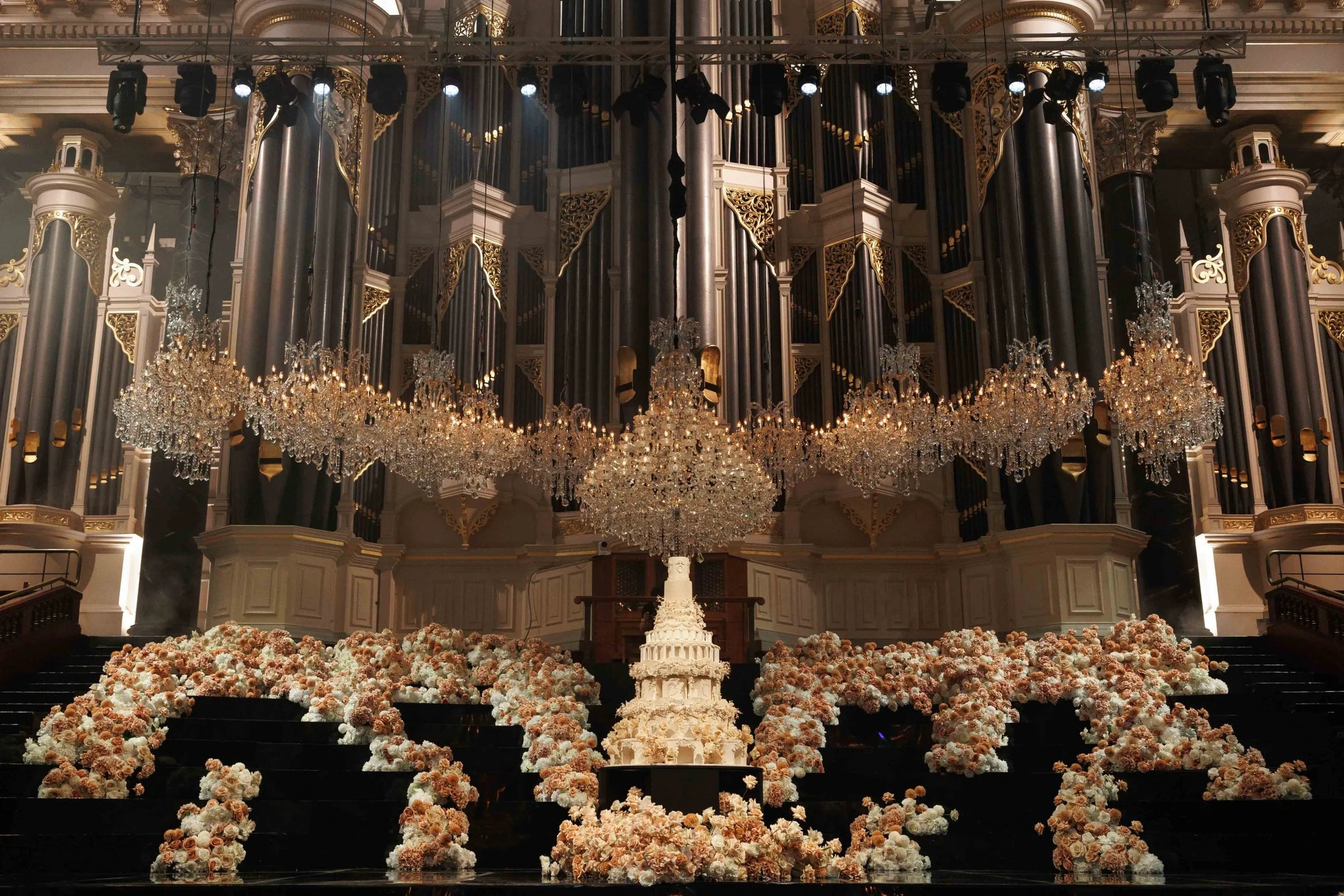 SaltAtelier_SydneyWeddingPhotographer_-TownHall-_-TereseElias_11-scaled.jpg