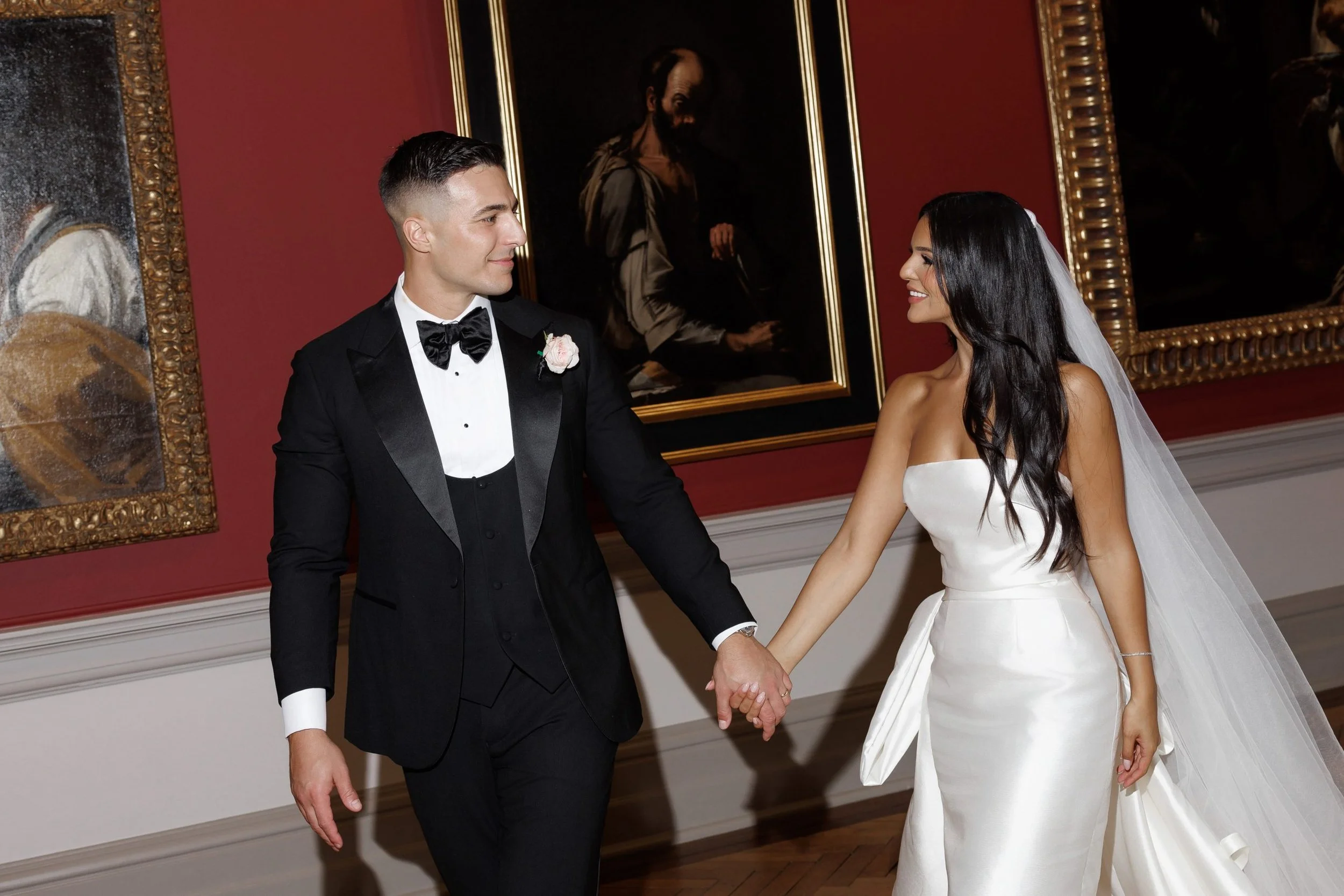 SaltAtelier_SydneyWeddingPhotographer_ArtGalleryOfNSW_JessicaNicholas_Cover-scaled.jpg