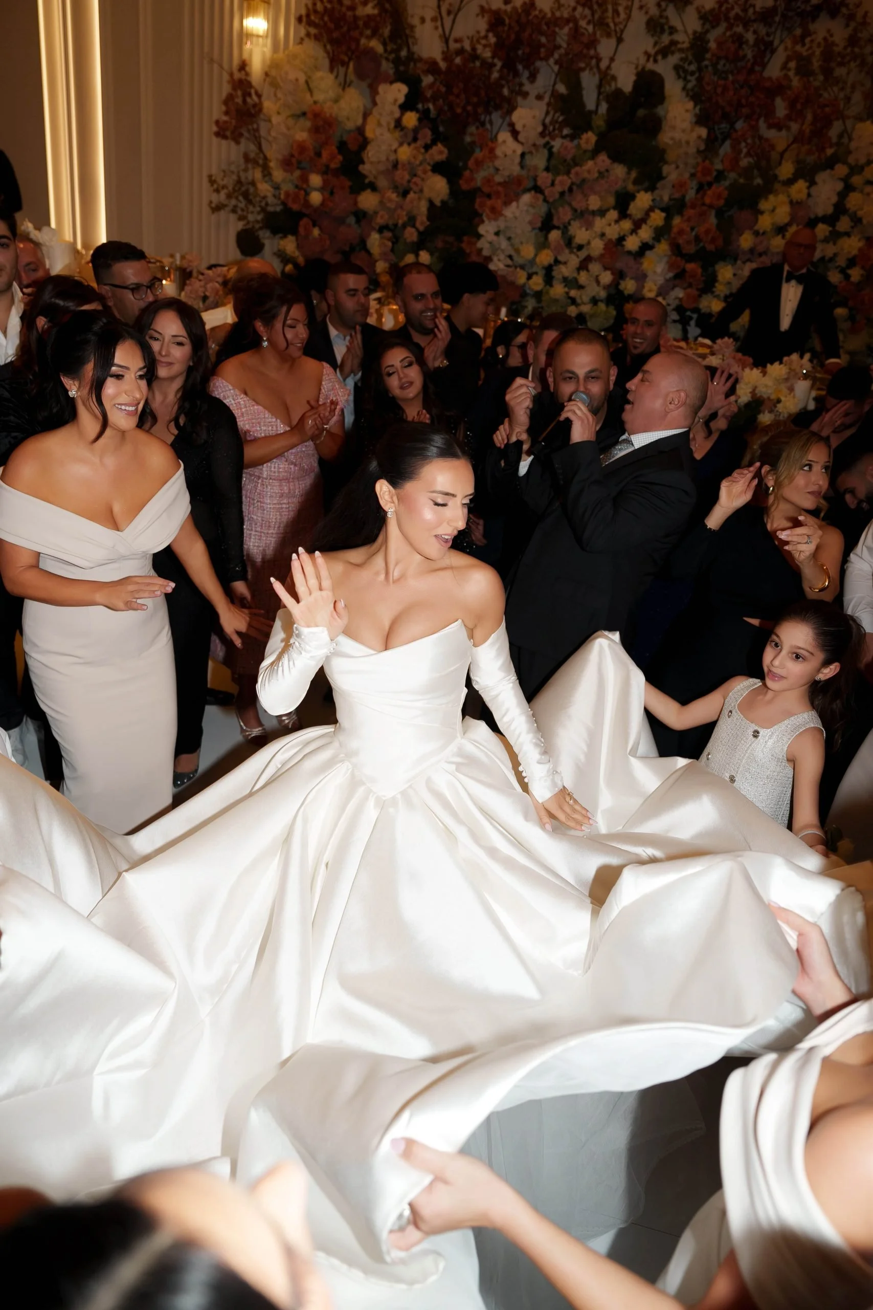 SaltAtelier_SydneyWeddingPhotographer_RenaissanceWeddings_MelissaMaroun_9-scaled.jpg