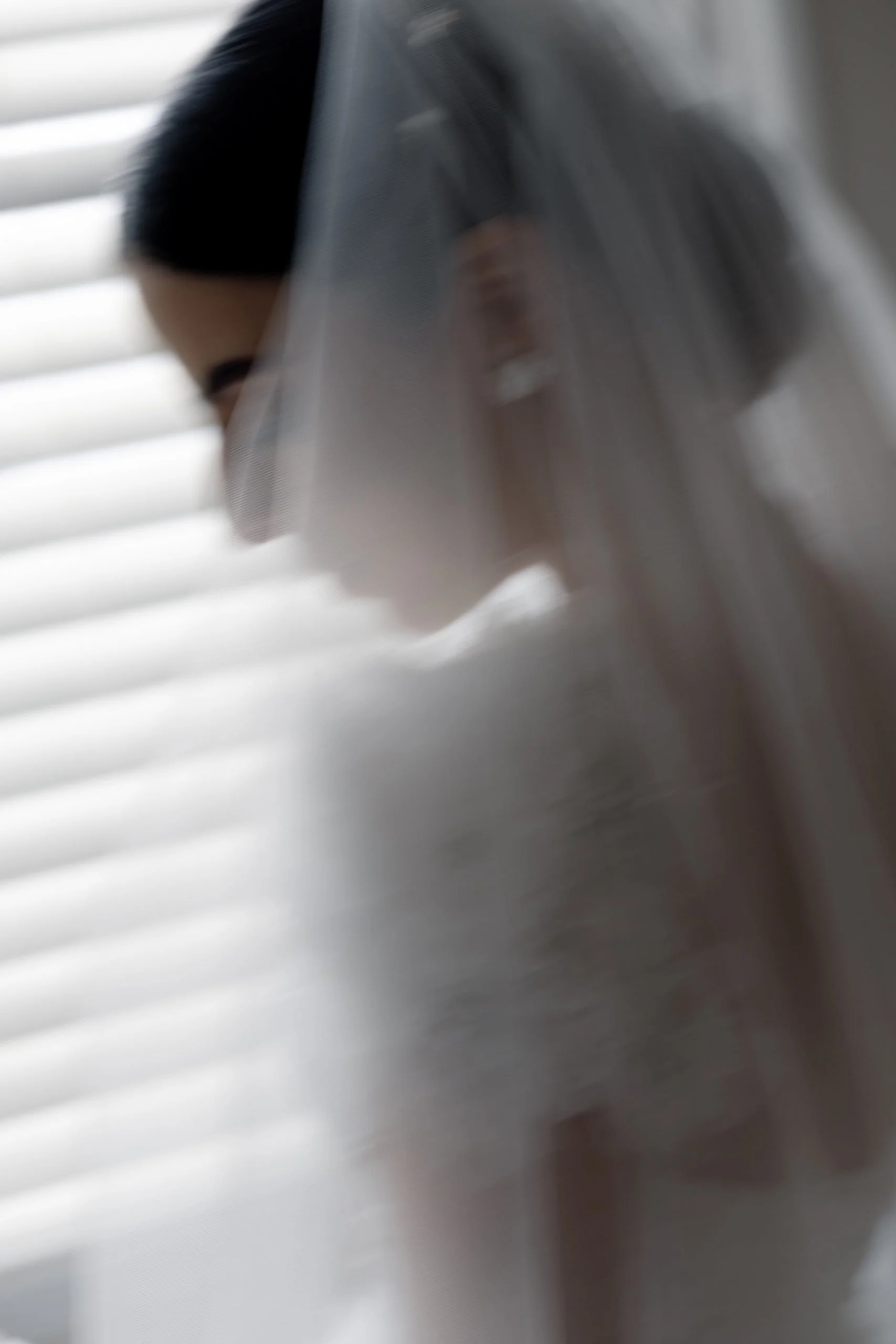 SaltAtelier_SydneyWeddingPhotographer_SydneyWeddingPhotography_TheEveleigh_TheGrounds_LeahMarcus_12-scaled.jpg