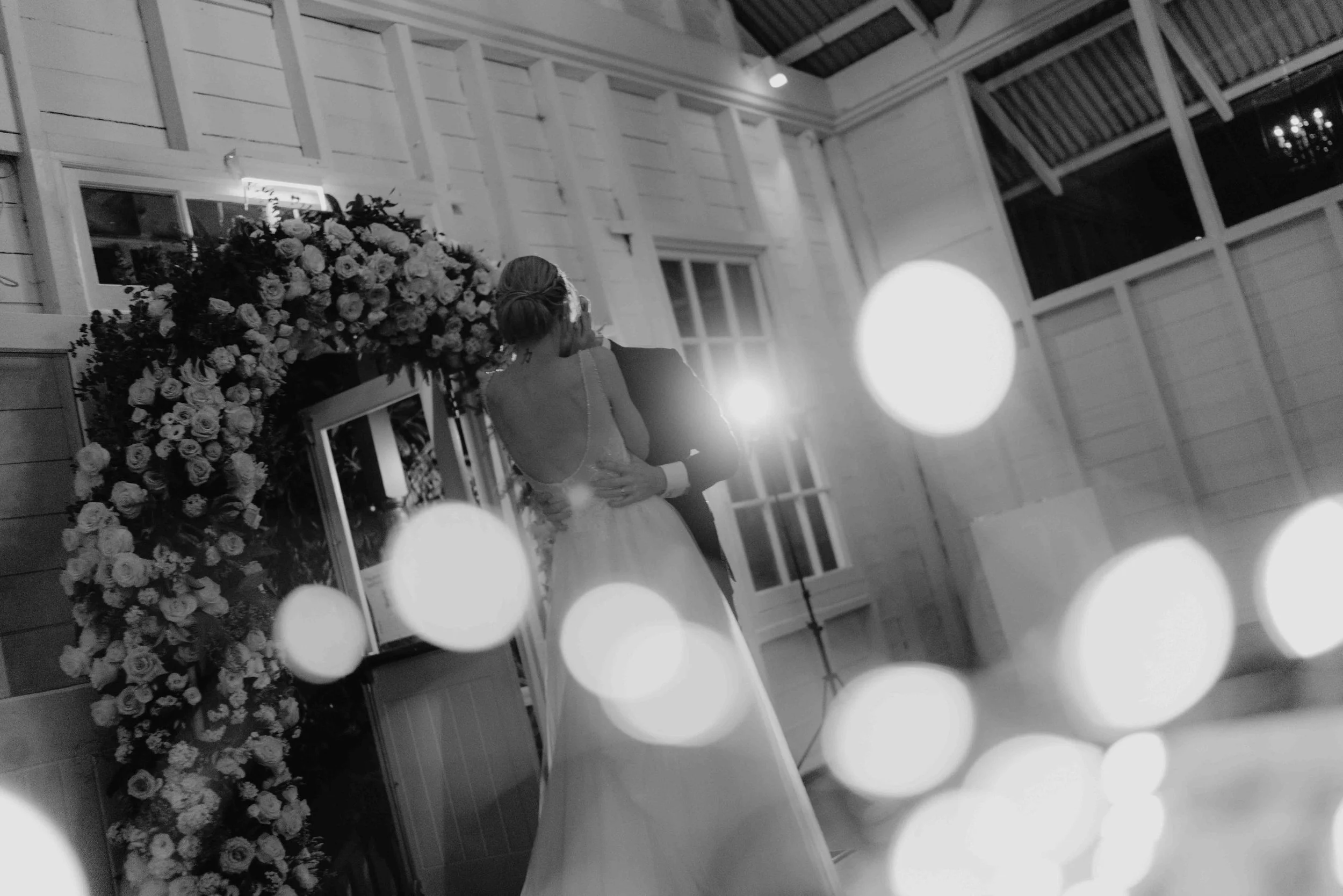 SaltAtelier_SydneyWeddingPhotographer_AtholHall_WeddingVenue_38-scaled.jpg