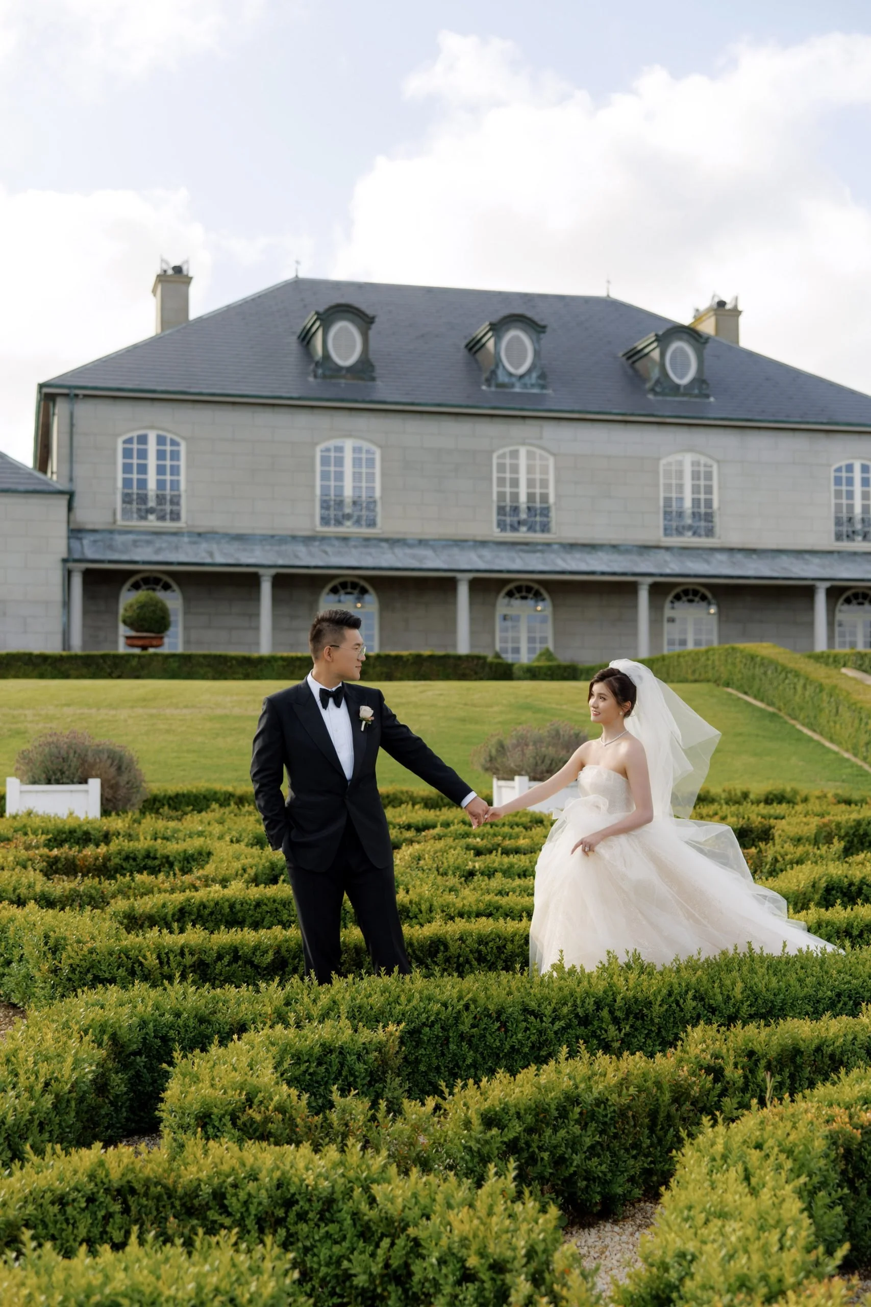 SaltAtelier_MelbourneWeddingPhotography_SydneyWeddingPhotographer_CampbellPointHouse_BellaRoy_78-scaled.jpg