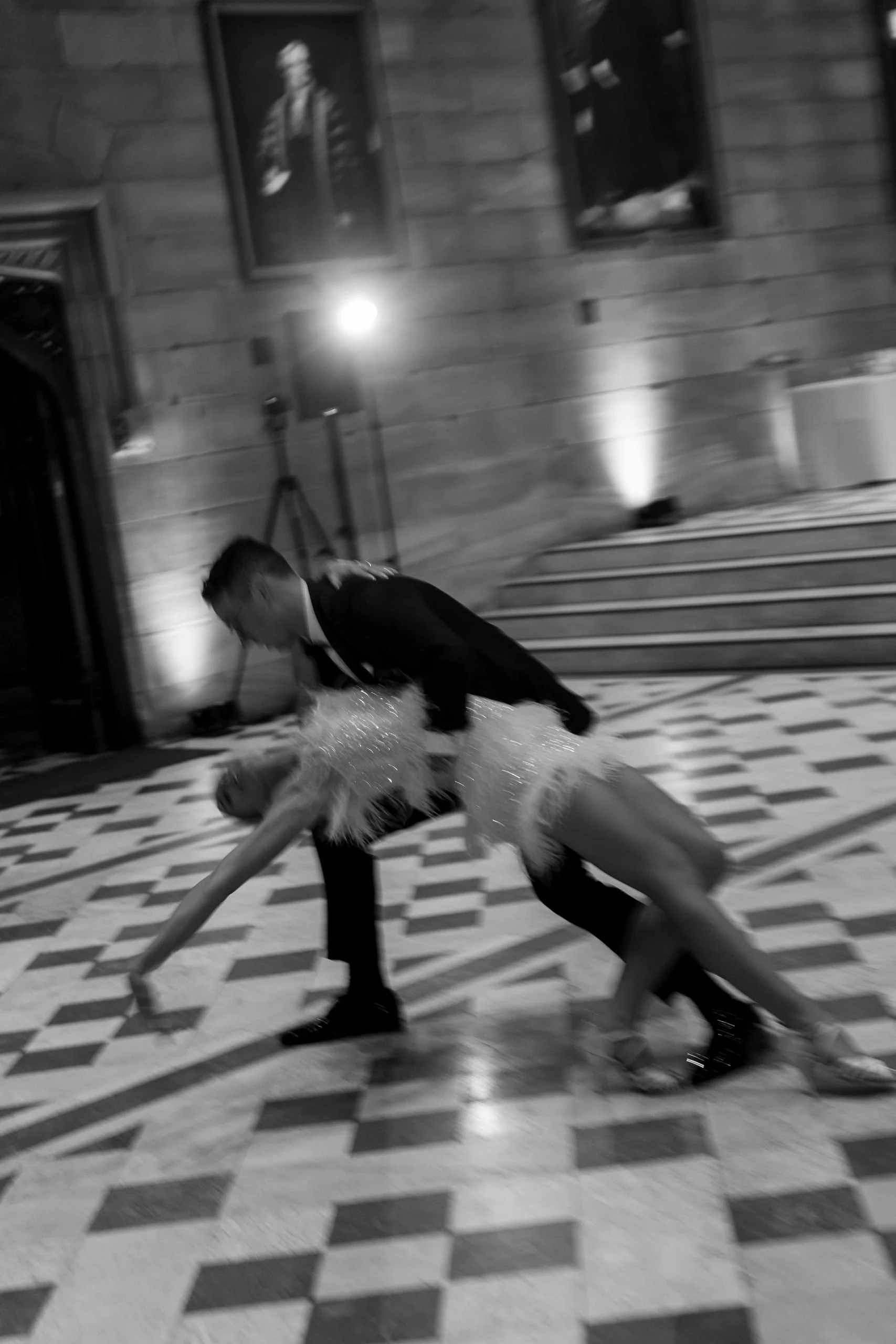 SaltAtelier_SydneyWeddingPhotographer_TheGreatHall_UniversityOfSydney_AlexisCooper_108-scaled.jpg