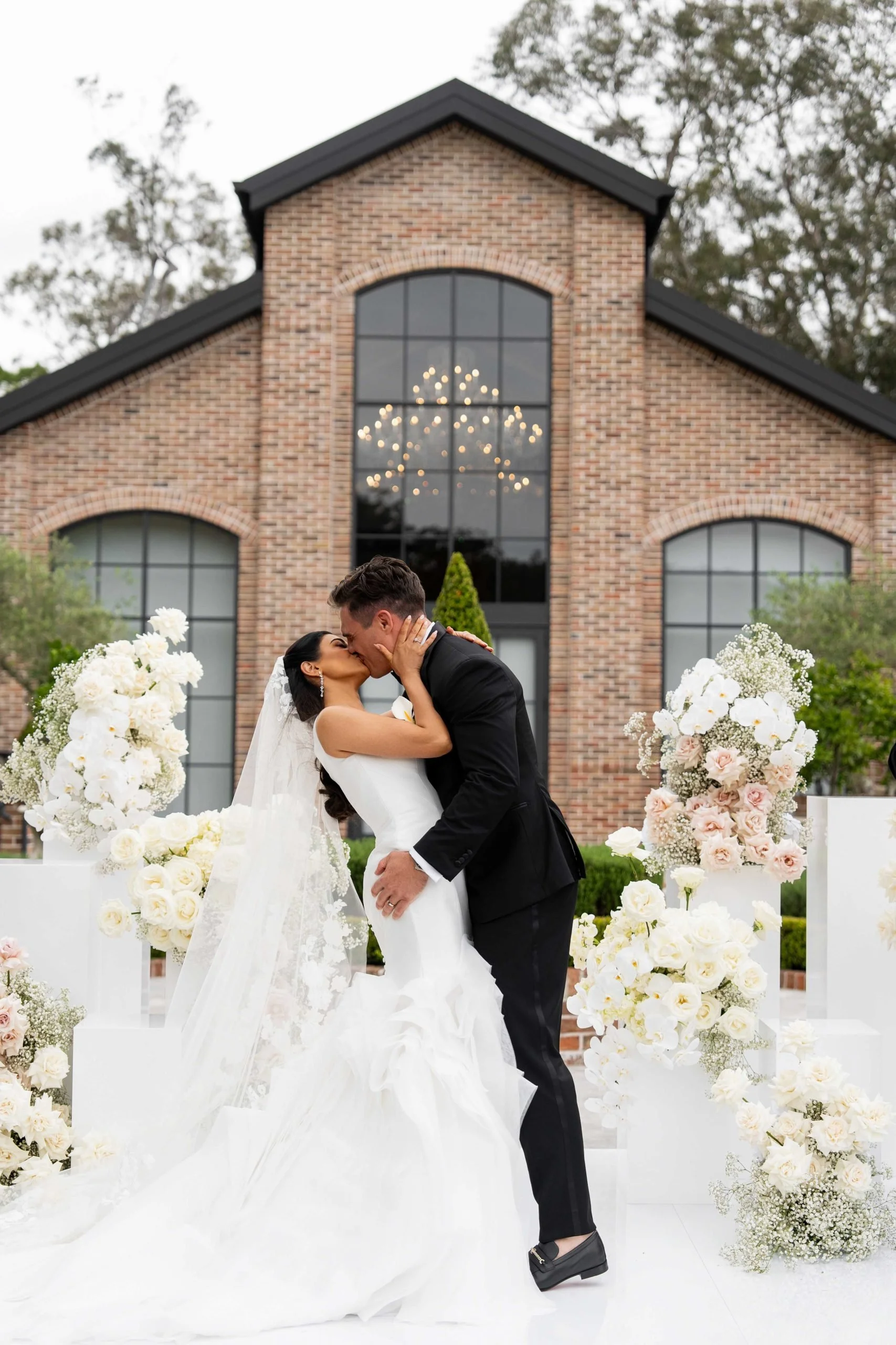SaltAtelier_SydneyWeddingPhotographer_GoldCoastWeddings_TheValleyEstate_SafinaBrodie_31-scaled.jpg