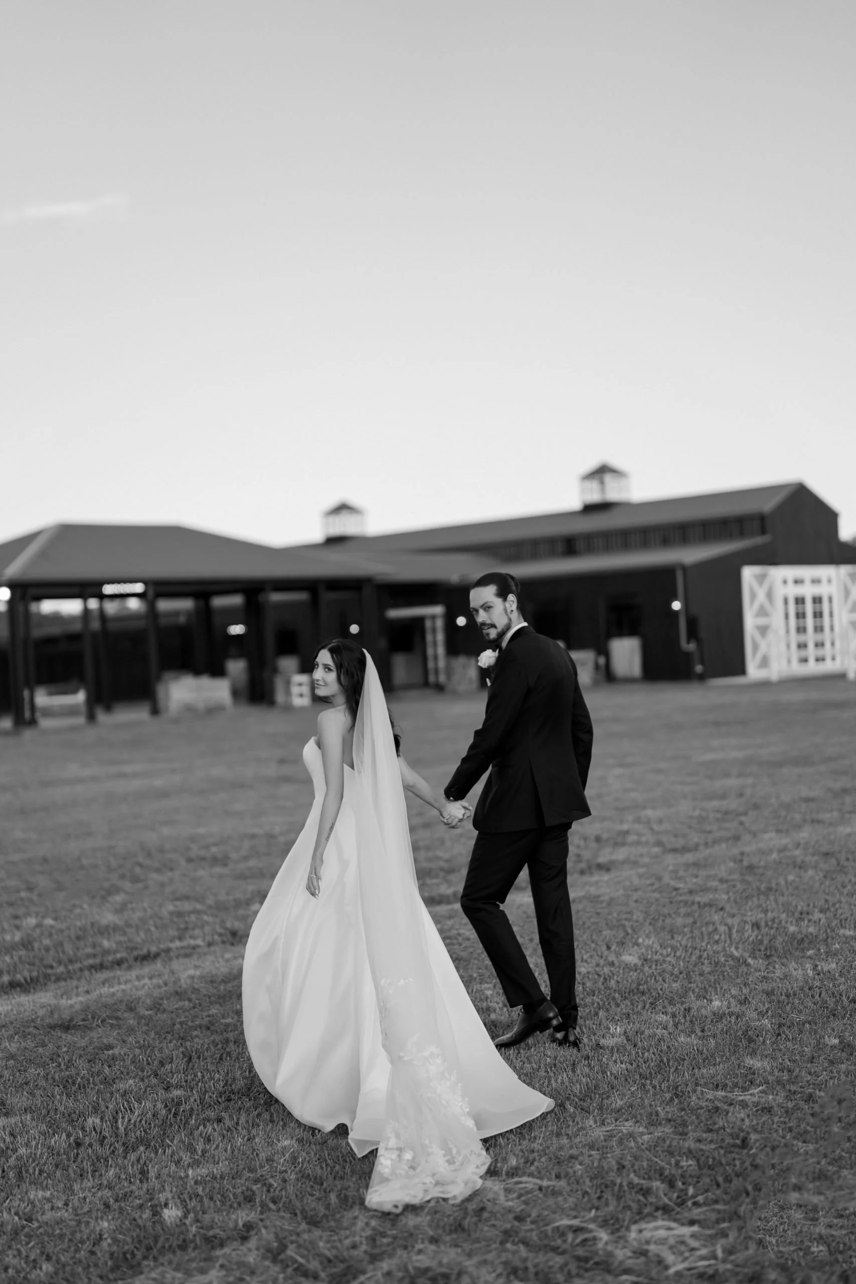 SaltAtelier_SydneyWeddingPhotography_SydneyWeddingPhotographer_DarkHorseVineyard_ElysiaSamuel_96-scaled.jpg