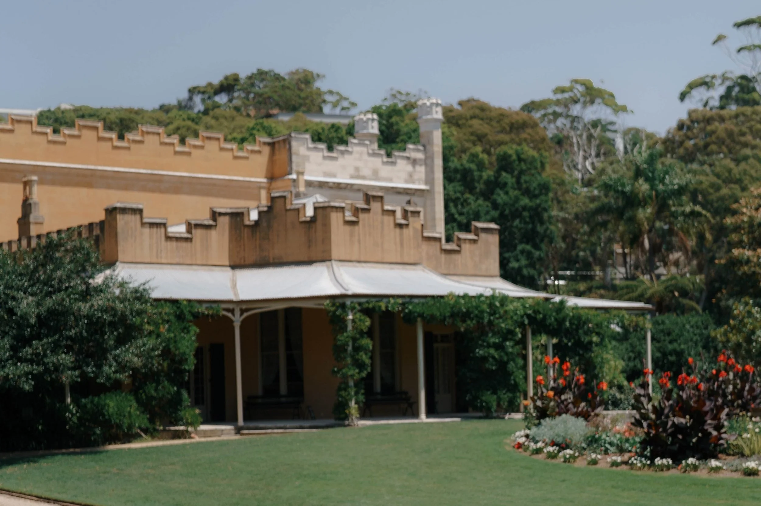 SaltAtelier_SydneyWeddingPhotographer_SydneyWeddingPhotography_WeddingVenue_VaucluseHouse_10-2-scaled.jpg