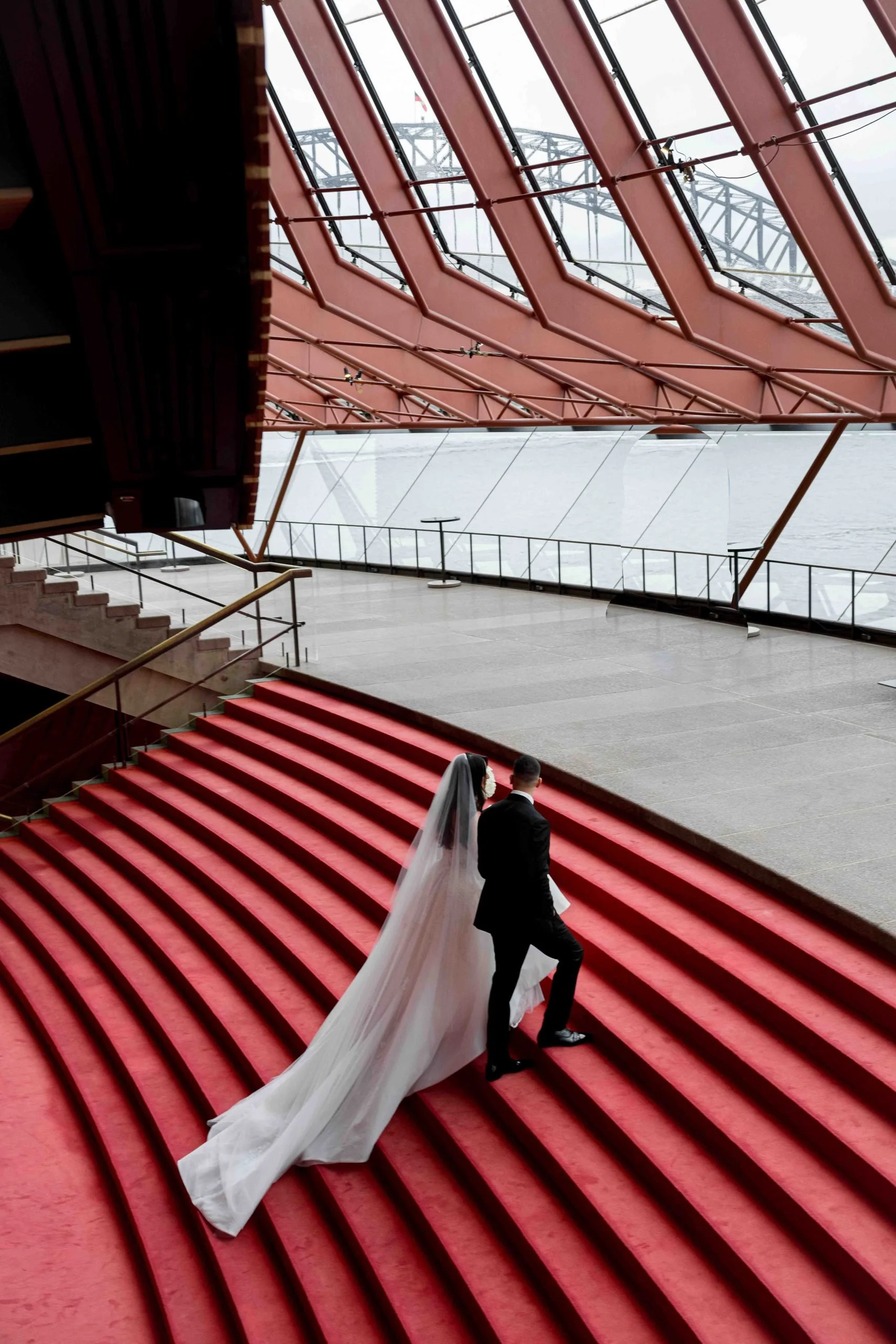 SaltAtelier_SydneyWeddingPhotographer_SydneyOperaHouse_15-scaled.jpg