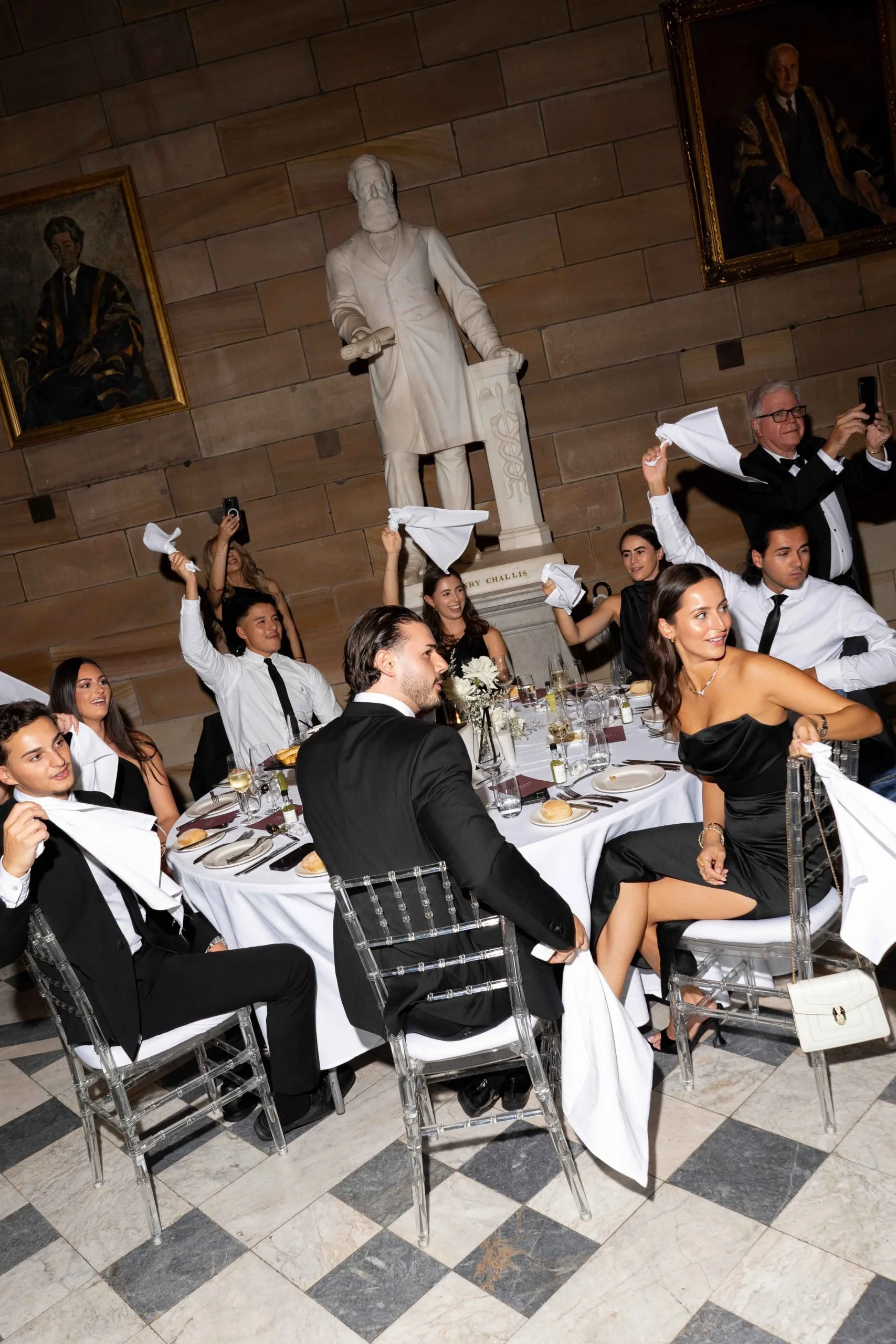SaltAtelier_SydneyWeddingPhotographer_TheGreatHall_UniversityOfSydney_AlexisCooper_97-scaled.jpg