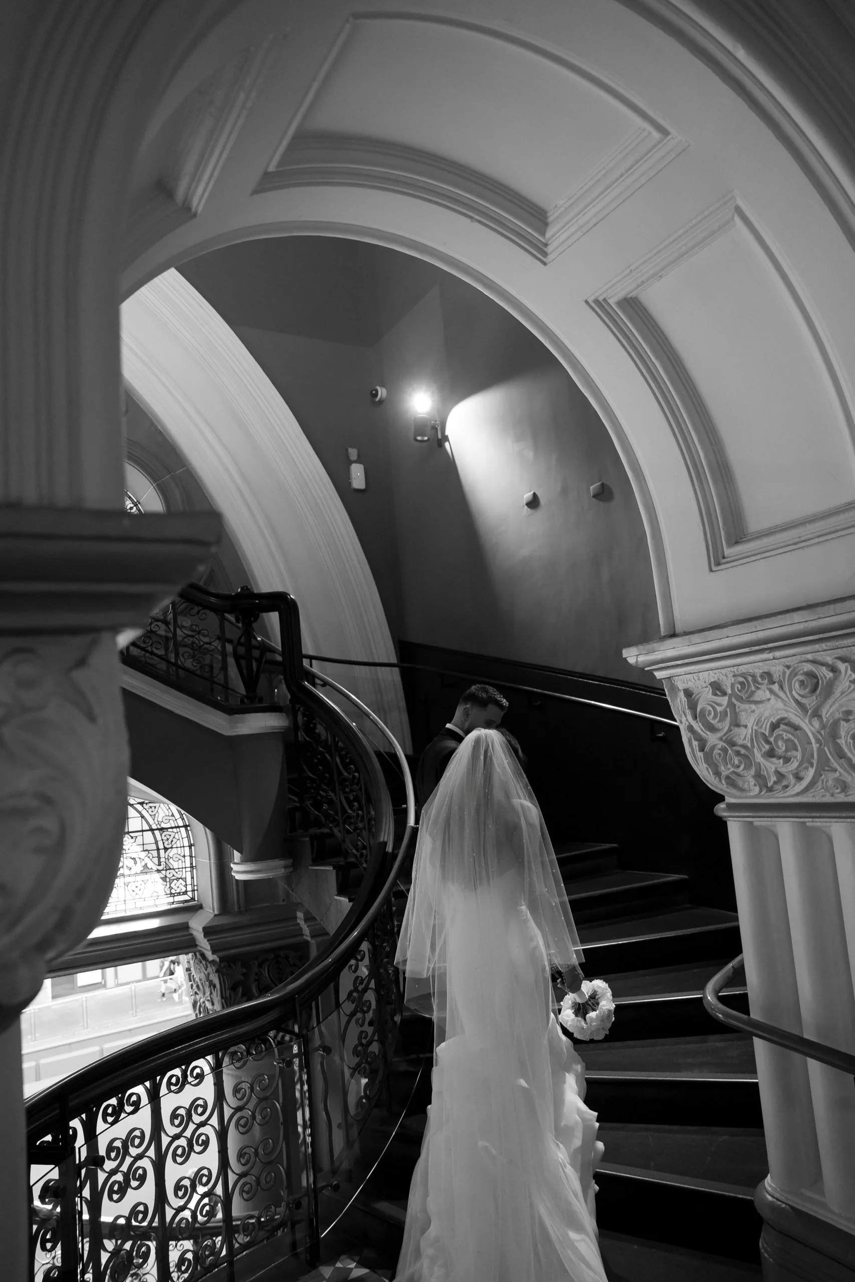 SaltAtelier_SydneyWeddingPhotographer_TheGrandVaudeville_MichelleNik_43-scaled.jpg