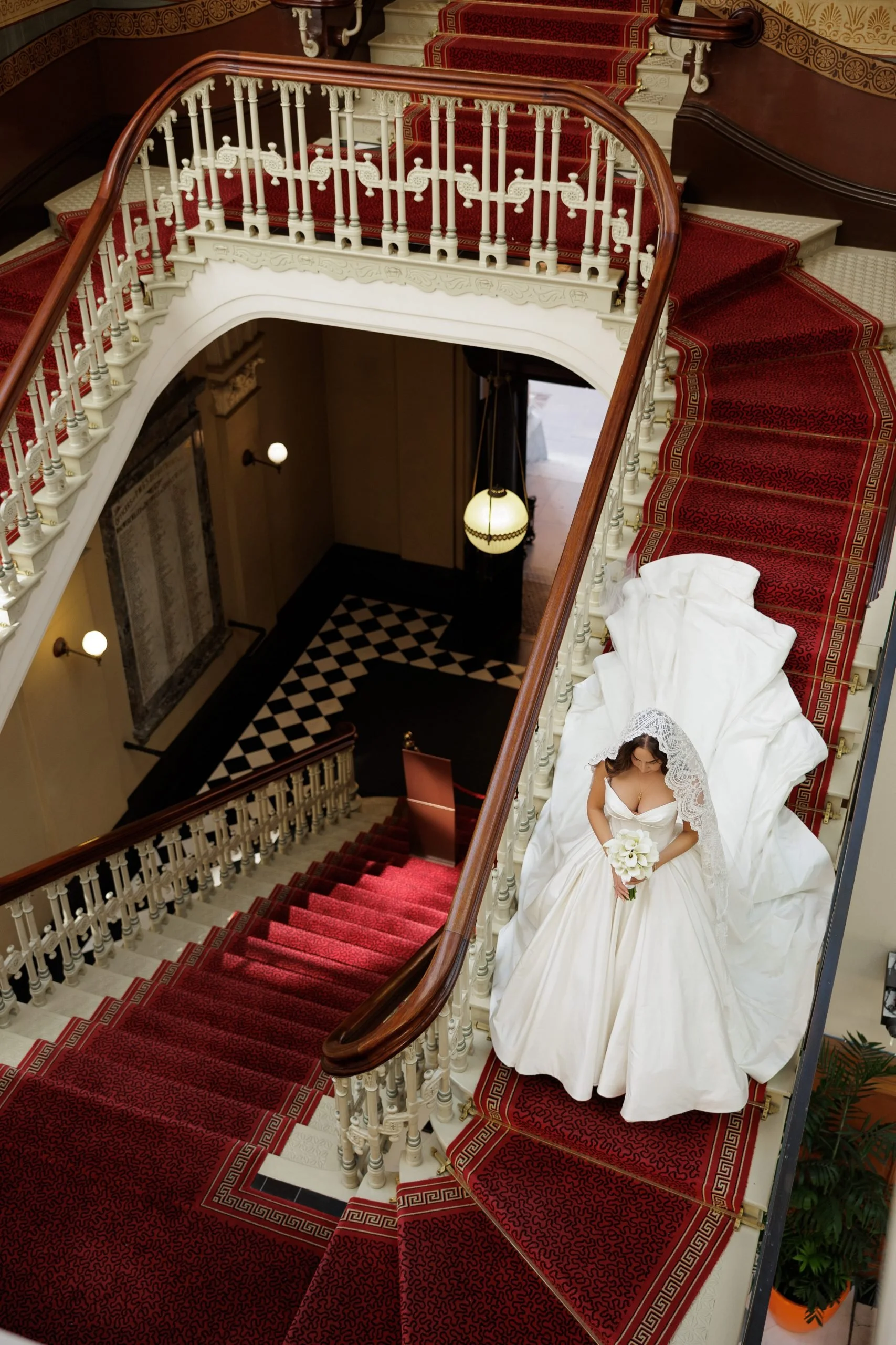 SaltAtelier_SydneyWeddingPhotographer_FullertonHotel_ElizabethRoman_56-scaled.jpg
