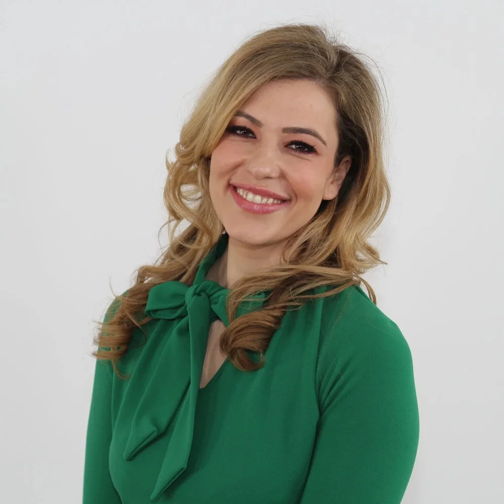 TikTok Presenter Headshot: Simona Stankovska