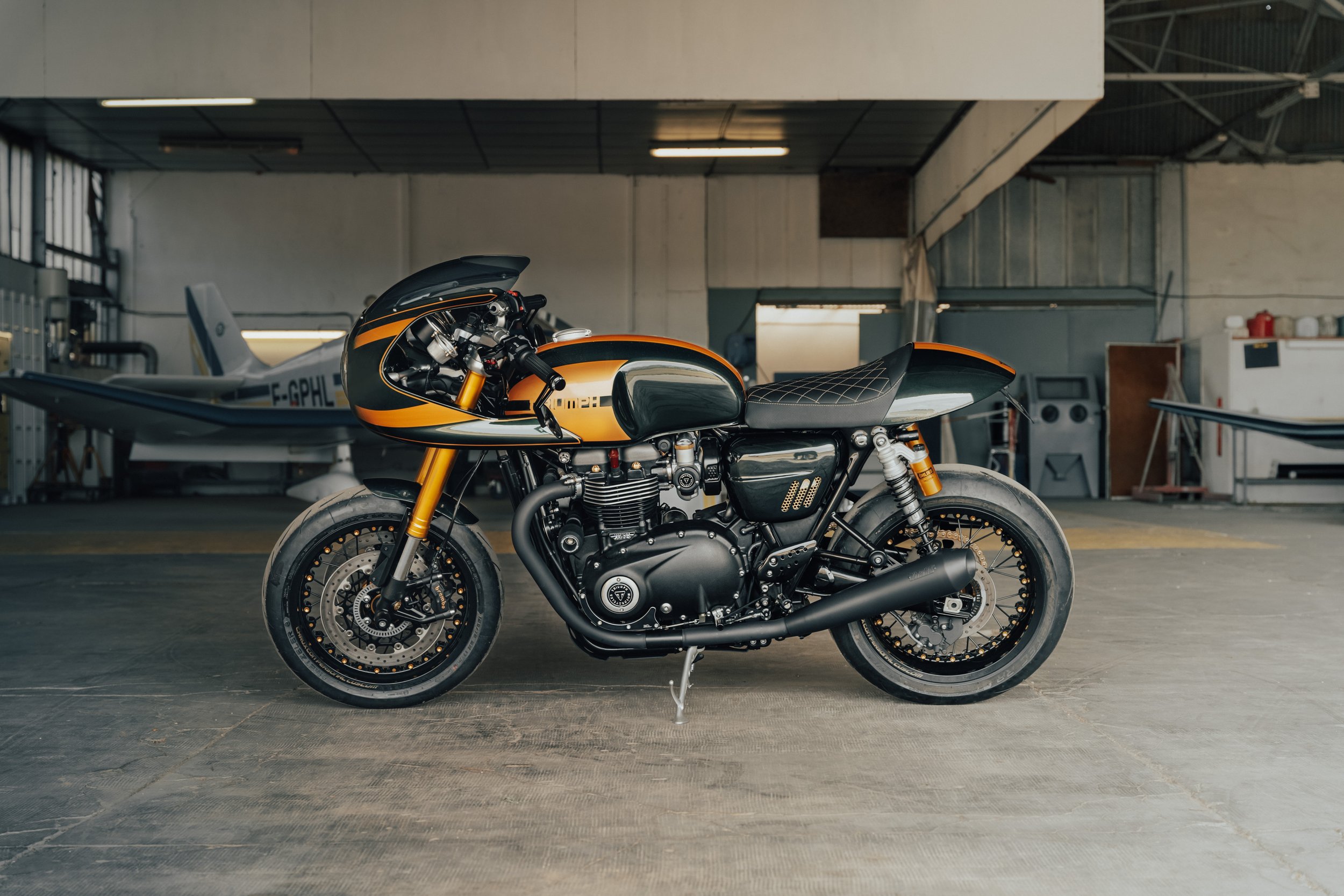 Triumph-12.jpg
