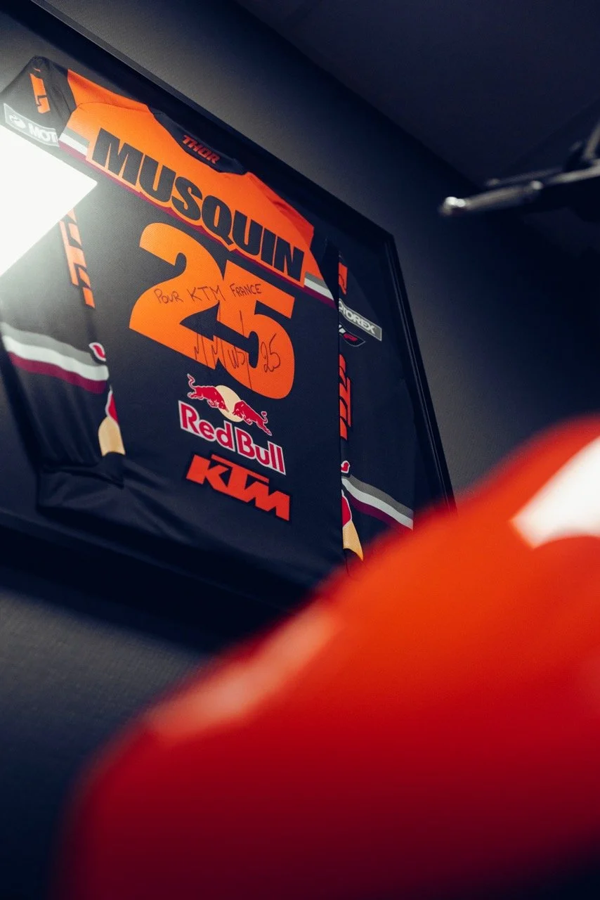 KTM-04038 - Grande.jpeg