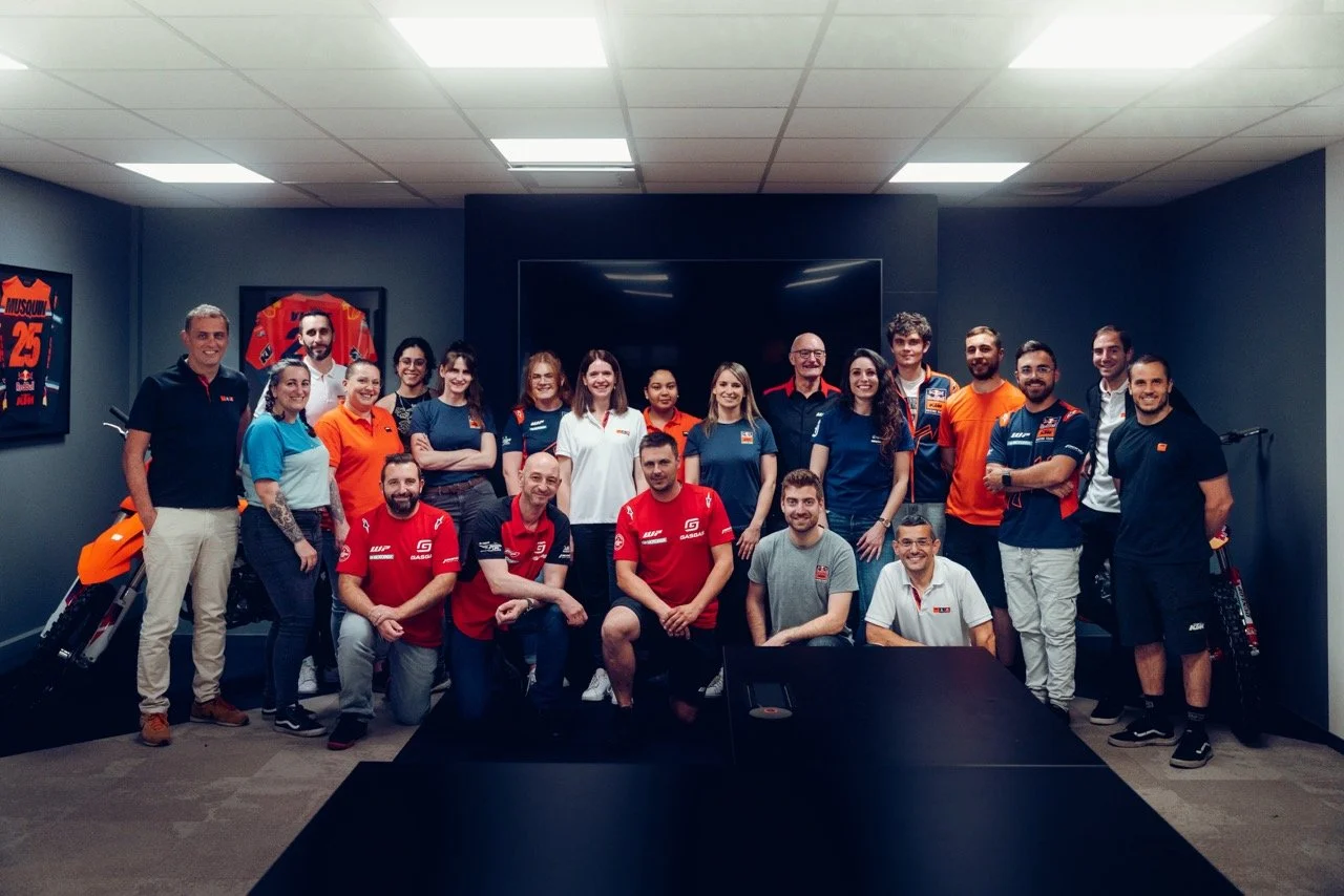 KTM-04054 - Grande.jpeg