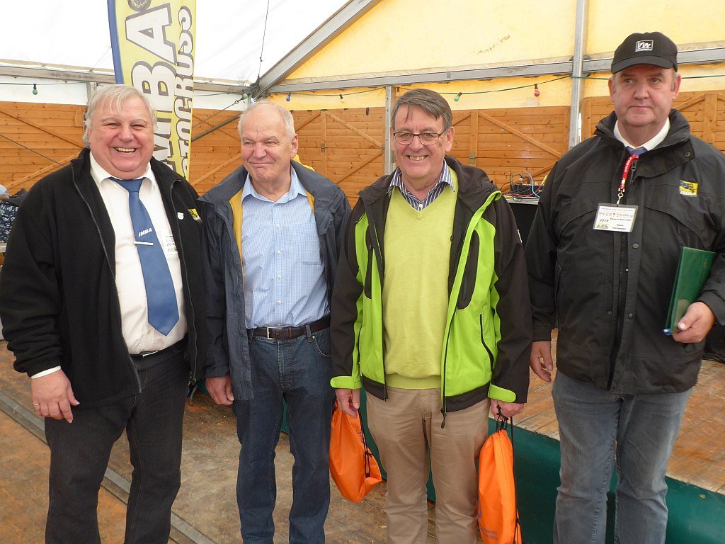 Mayors H rtgenwald with the IMBA-s.jpg