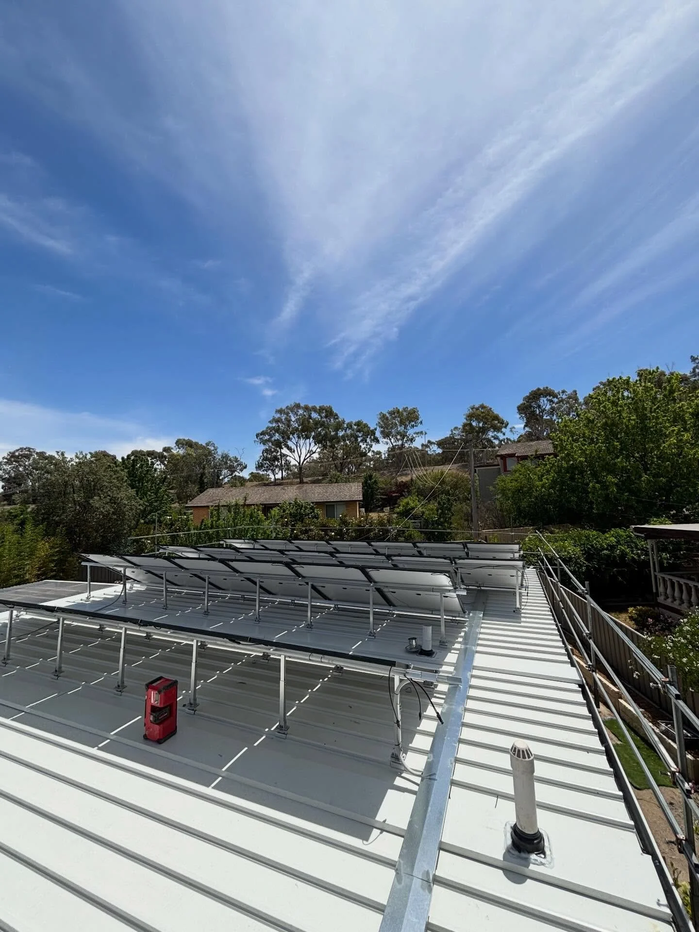 Kambah done for @thepodcanberra 

13.26KWH on the roof tilted 11&bull; azimuth 27&bull; tilt - North facing

Sungrow SH10T hybrid 3 phase inverter 

Sungrow SBR 16kwh HV li-ion battery storage system 

@sungrow_power @jinkosolaraustralia @tlefyshwick