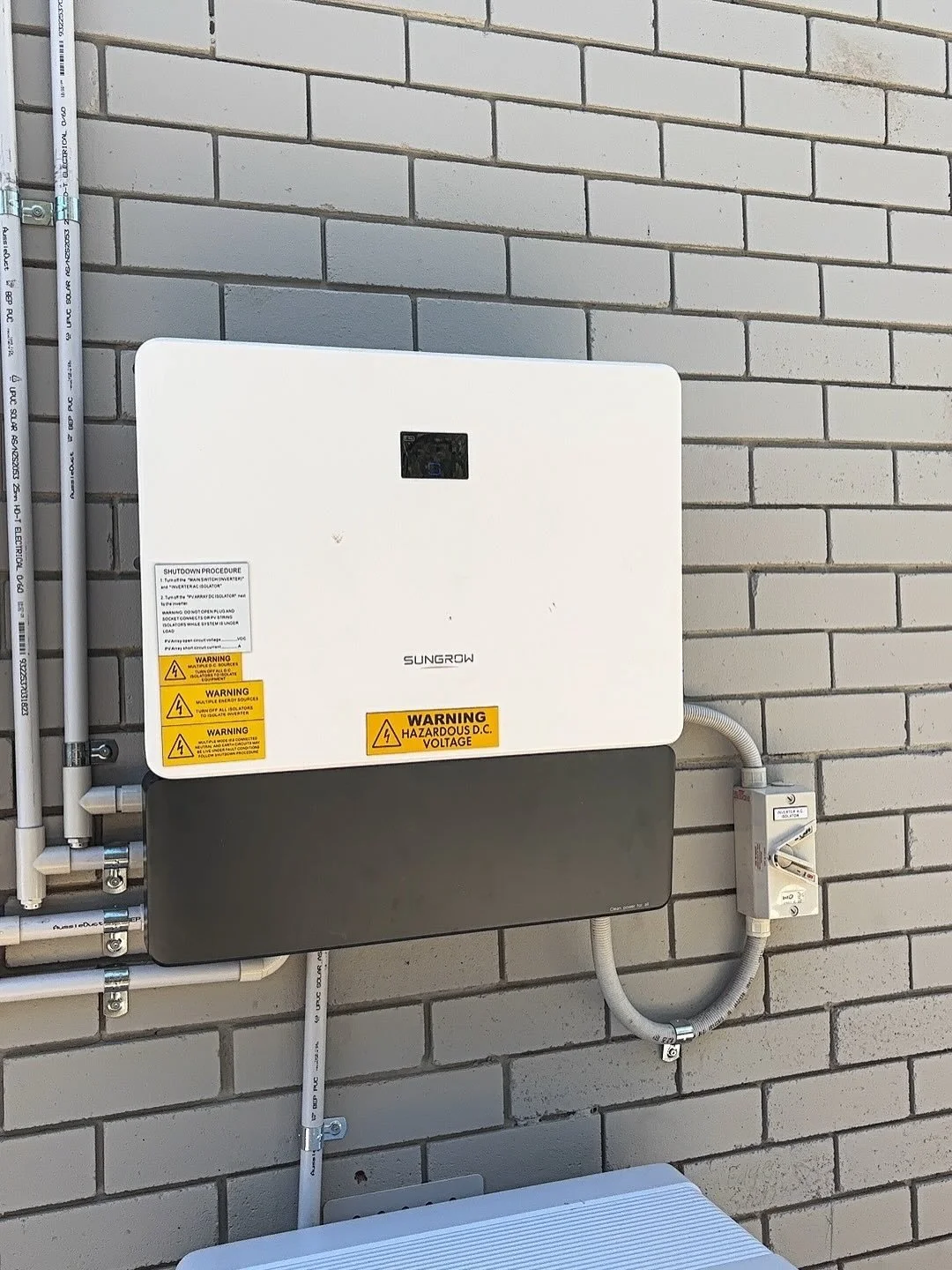 12.32kwh solar ✅

20kwh sungrow battery ✅

SH10 hybrid inverter ✅