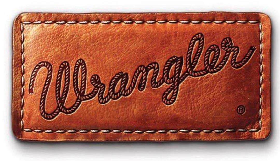 🤠 Throwback Thursday 🤠
Did you know? In 1996, @wrangler became the #1 market share leader in the United States & 1 out of every 4 men had a pair of Wranglers on. The following year, the 13MWZ’s (official jean of the PRCA) celebrated in 5