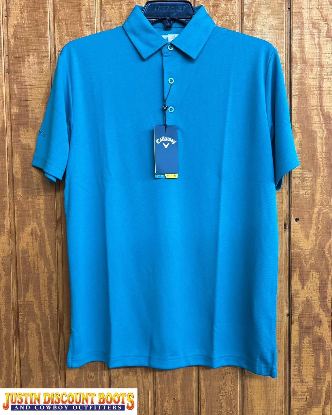 Who doesn&rsquo;t love a lightweight polo??

Recently we received a shipment of Calloway polo&rsquo;s for both men &amp; women and they are on sale for just $10.00!! Be sure to head over to our Main Store to check them out in person!