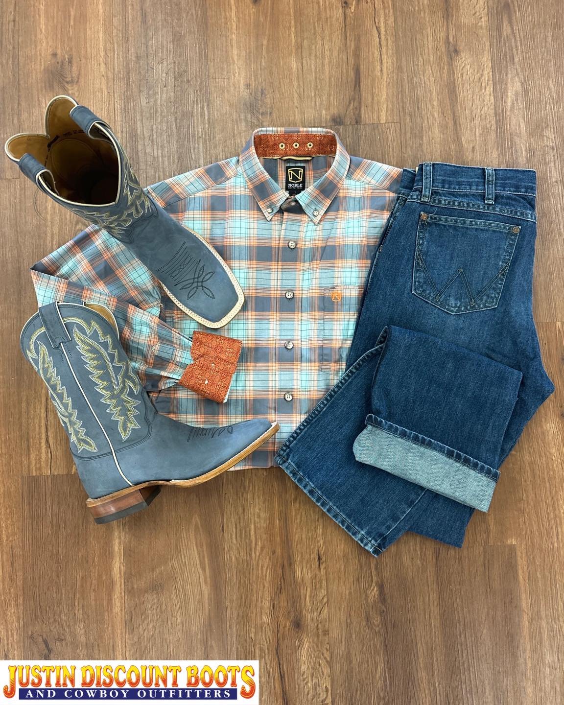 🌵 Western Wednesday 🌵

Guys!!! It&rsquo;s time to bring out some of those spring colors 😉 

Jeans: @wrangler $54.95
Shirt: Noble Outfitters $13.95
Boots: @justinboots_ $267.50 + 10% OFF
&bull;
&bull;
#JDB #justindiscountboots #justindiscountbootsa