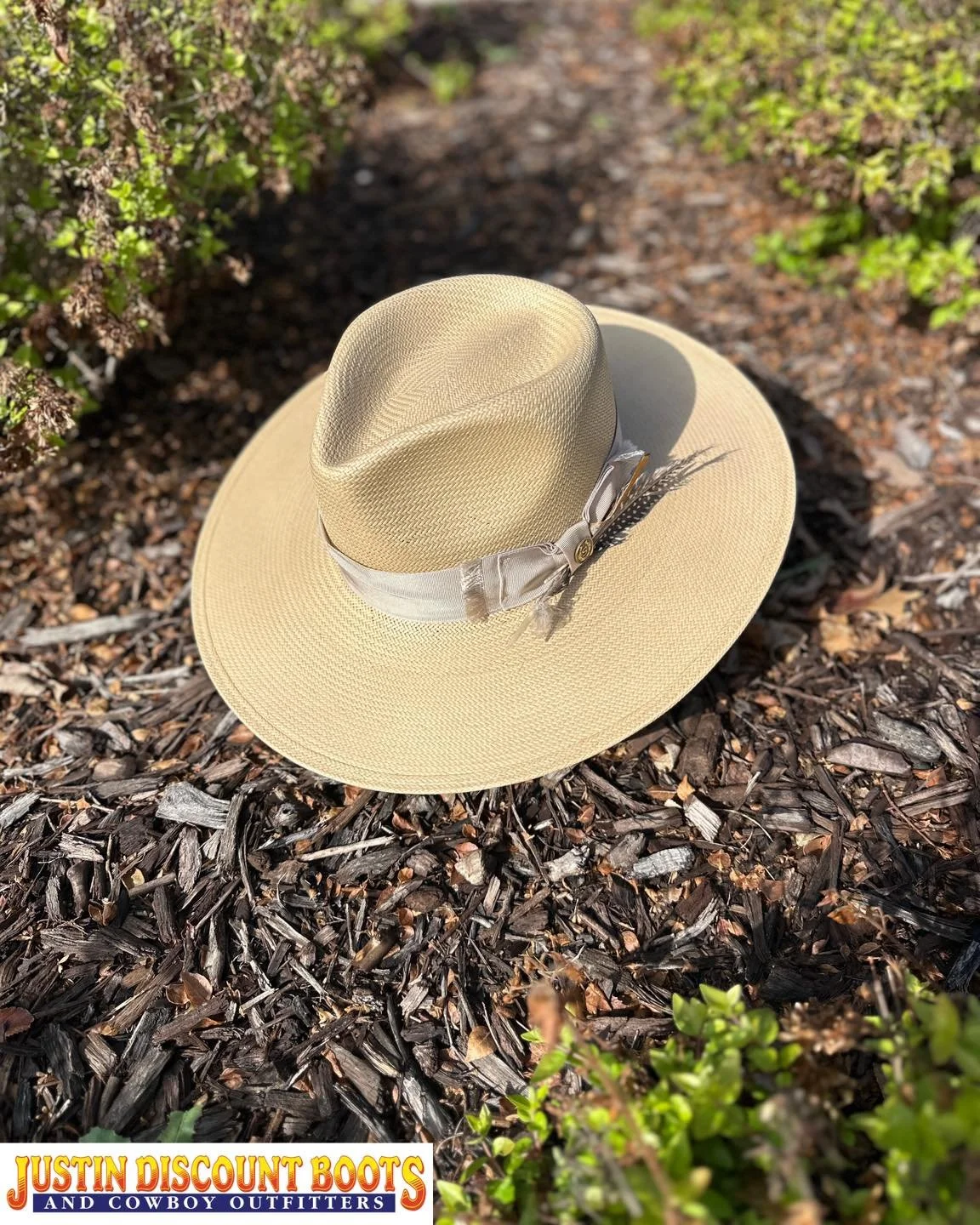 Not for the timid, this is a hat that&rsquo;s built for bold style and engineered to last. 

&mdash; @stetsonusa 
&bull;
&bull;
#JDB #justindiscountboots #justindiscountbootsandcowboyoutfitters #justintx #westernfashion #rodeofashion #ranchfashion #w
