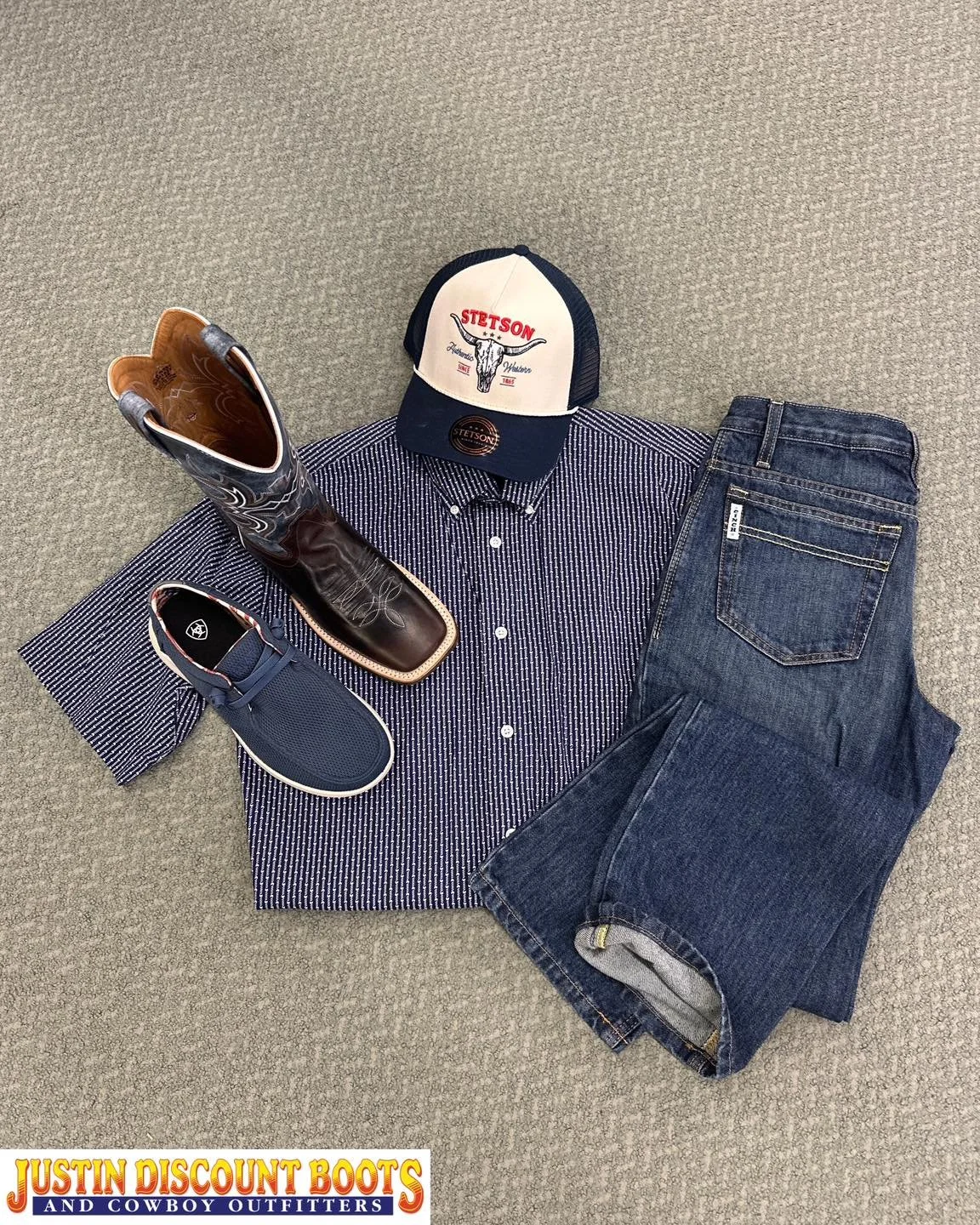 🌵 Western Wednesday 🌵

Authentic western for the win!

Jeans: @cinchjeans 
Shirt: @roperworld $29.95
Boots: Old West $117.50
Casuals: @ariatinternational $62.50
Ball Cap: @stetsonusa $29.95
&bull;
&bull;
#JDB #justindiscountboots #justindiscountboo