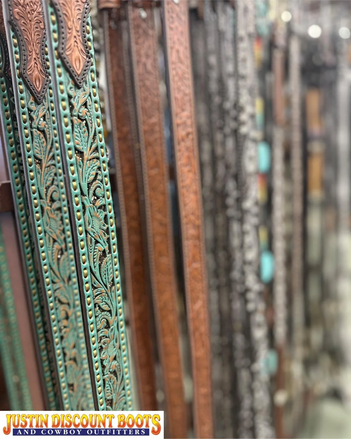 We&rsquo;ve got boots, shoes, jeans, shirts, tons of stuff for the everyday cowpoke and the weekend boot scootin&rsquo; lady &amp; gent. But we&rsquo;ve also got TONS of miscellaneous items as well&hellip; like ladies belts ⬆️
&bull;
&bull;
#JDB #jus
