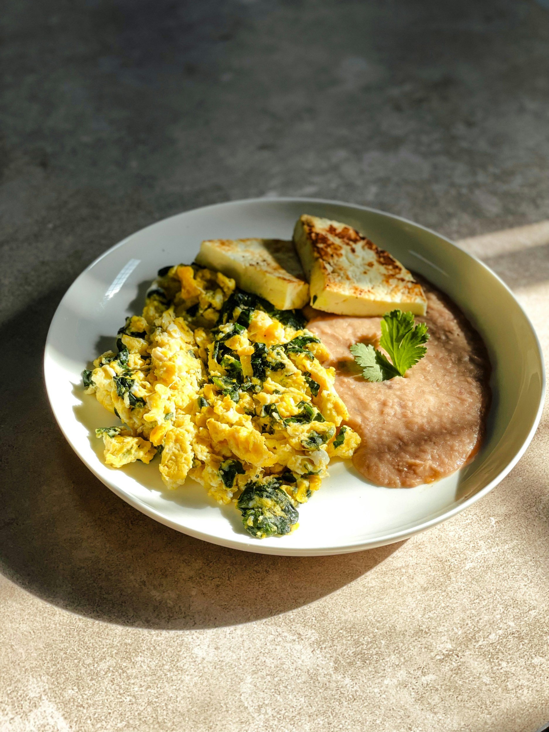 Scrambled Eggs with Spinach &amp; Feta