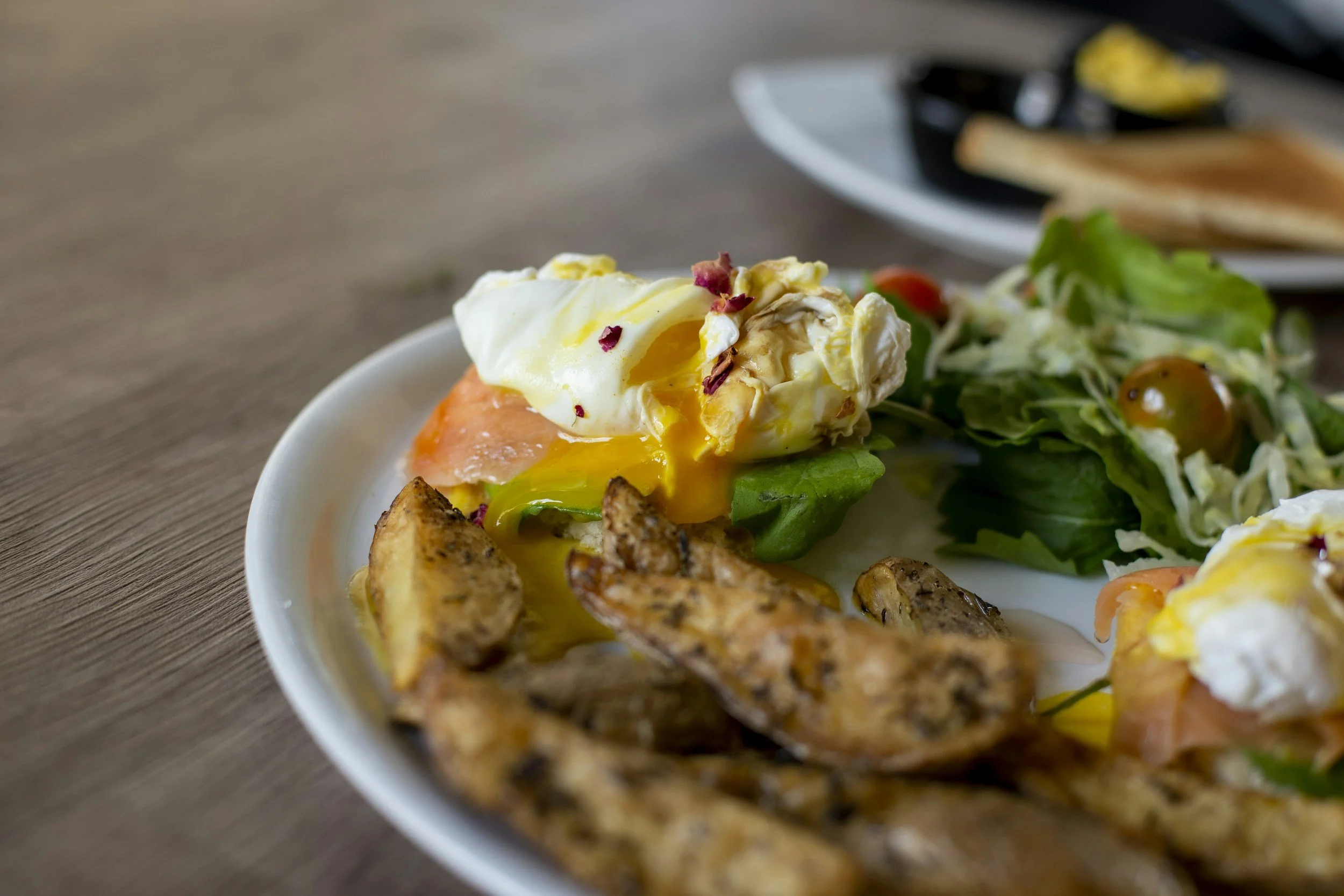 SALMON &amp; CHIVE BREAKFAST FRITTERS