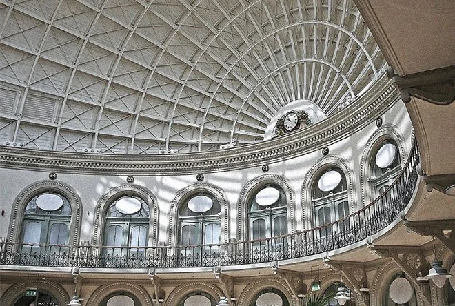 Close up of the ceiling and first floor inside the Leeds Corn Exchange