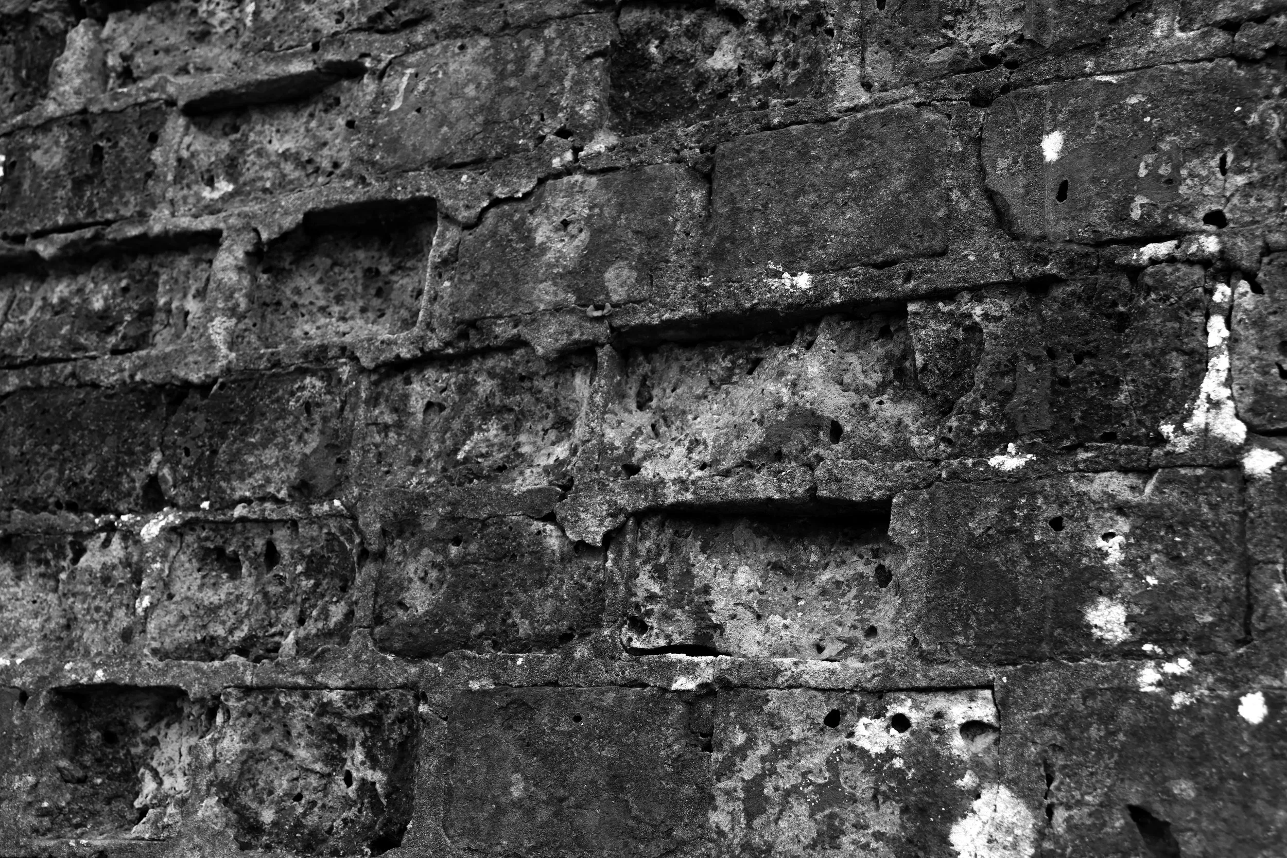 51.250517 N ,1.152374 E