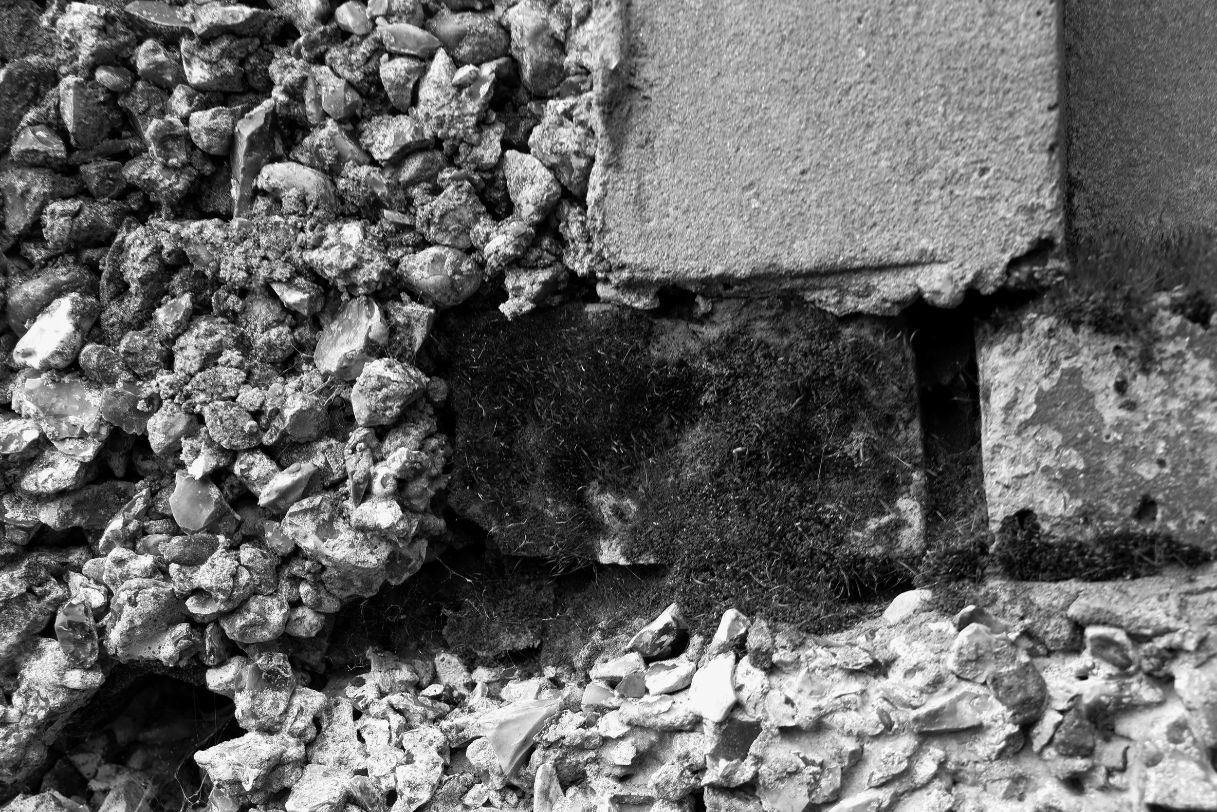 51.266010 N,1.191791 E