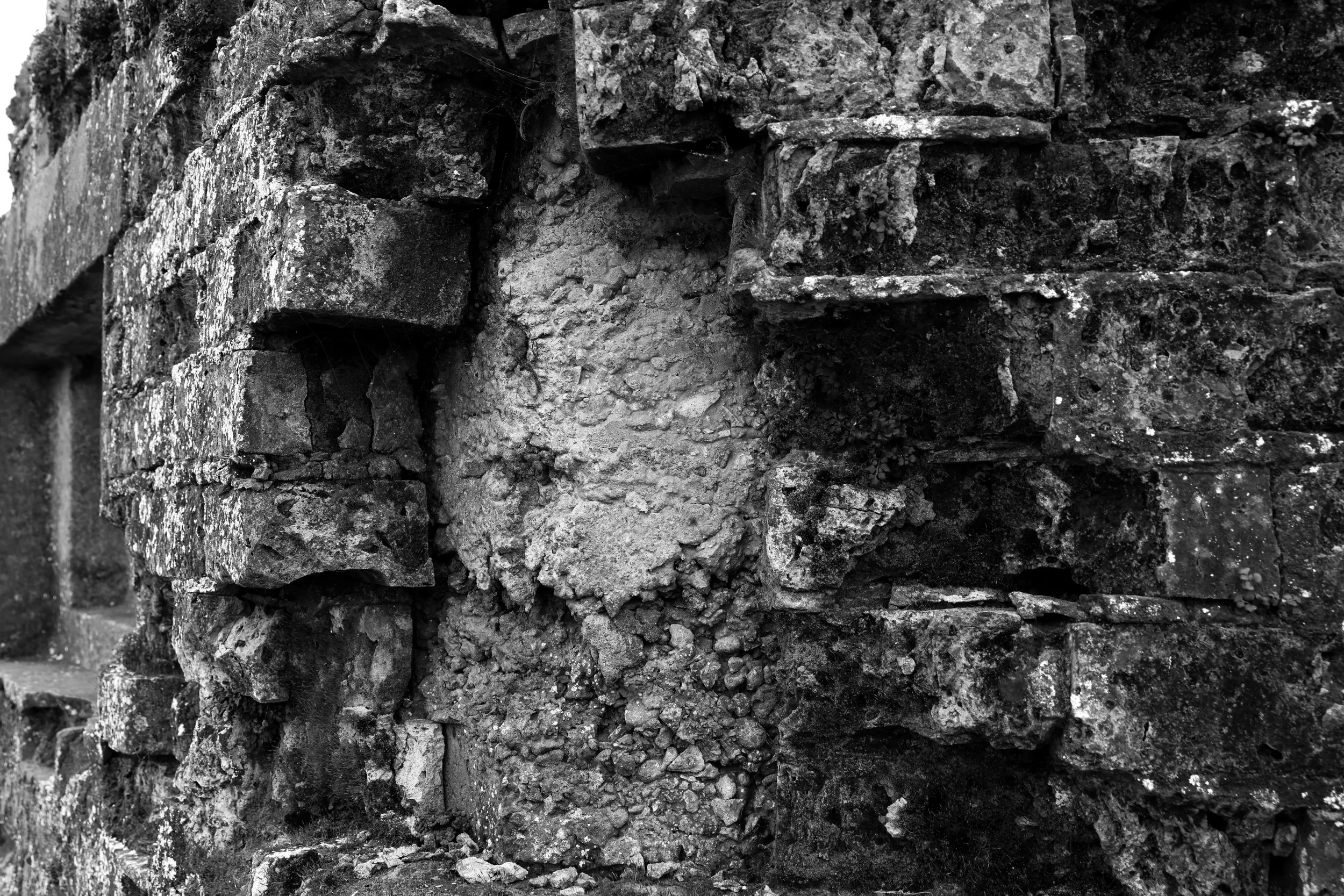 51.1454.1 N 1.1607.2 E