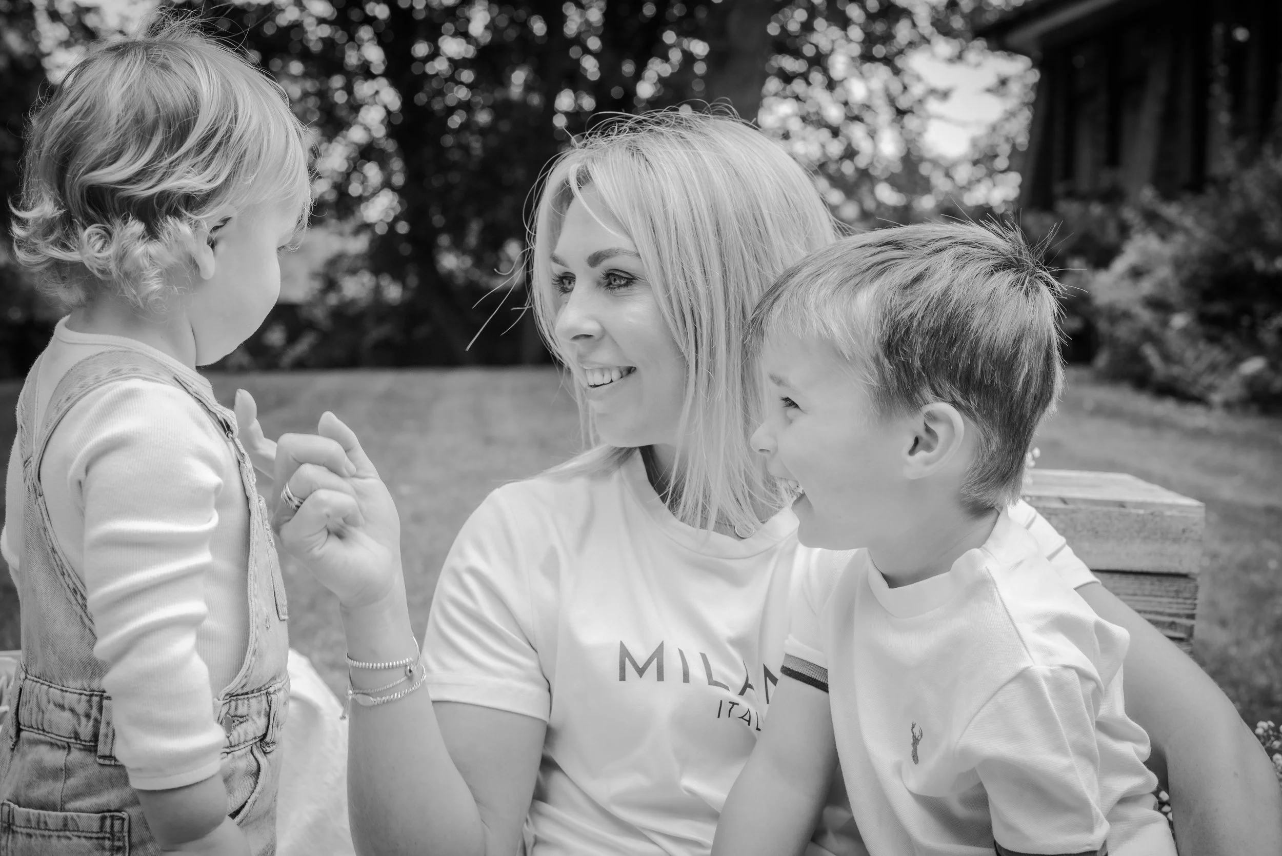 Why Mums Deserve to be in the Photos too.