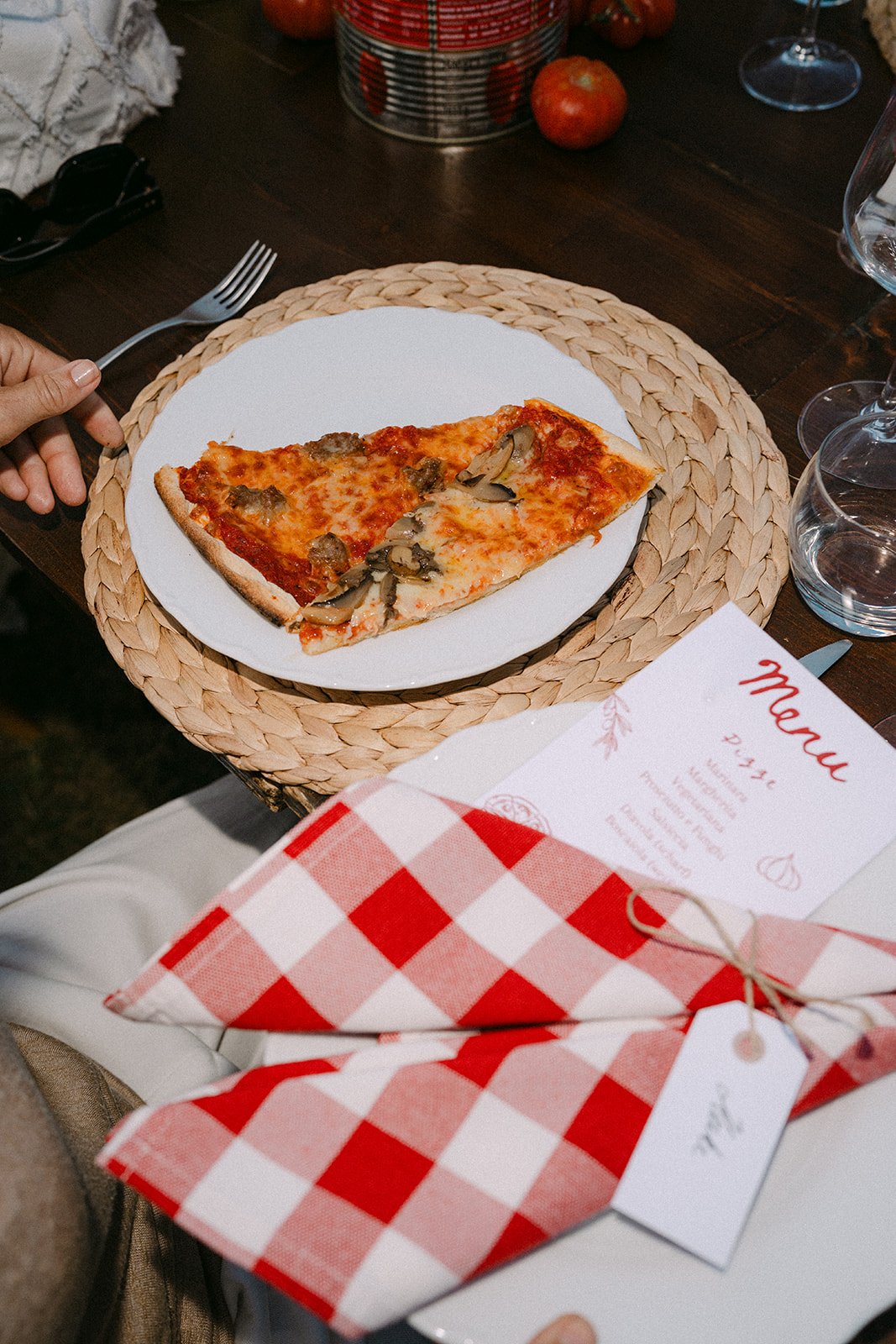 yvonneundmarcopizza-585.jpg