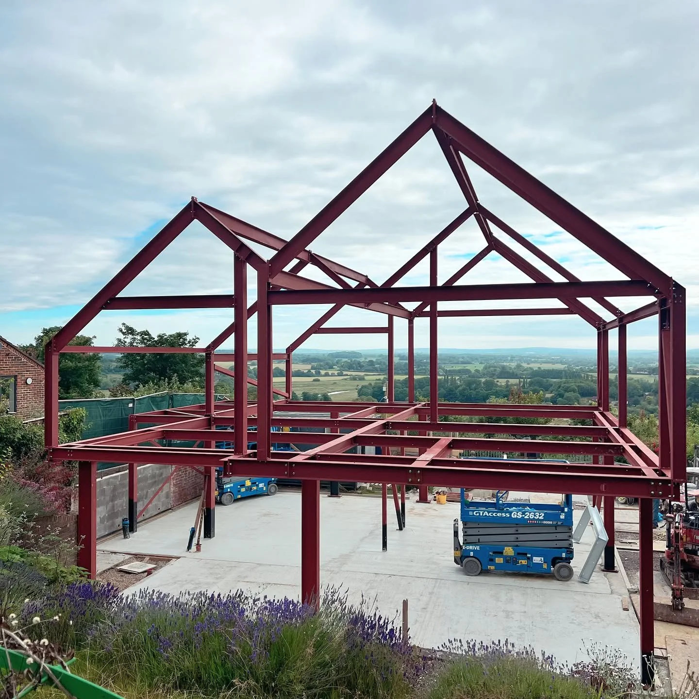 What a view at Fairview! ❤️ #nofaberrors #steel #steels #engineering #steelwork #structuralsteel #steelprocessing #structralsteelwork #fabricator #fabrication #steelfabrication #steelfabricator #steelworks #steelworkers #welding #steelbeam #beam #rsj