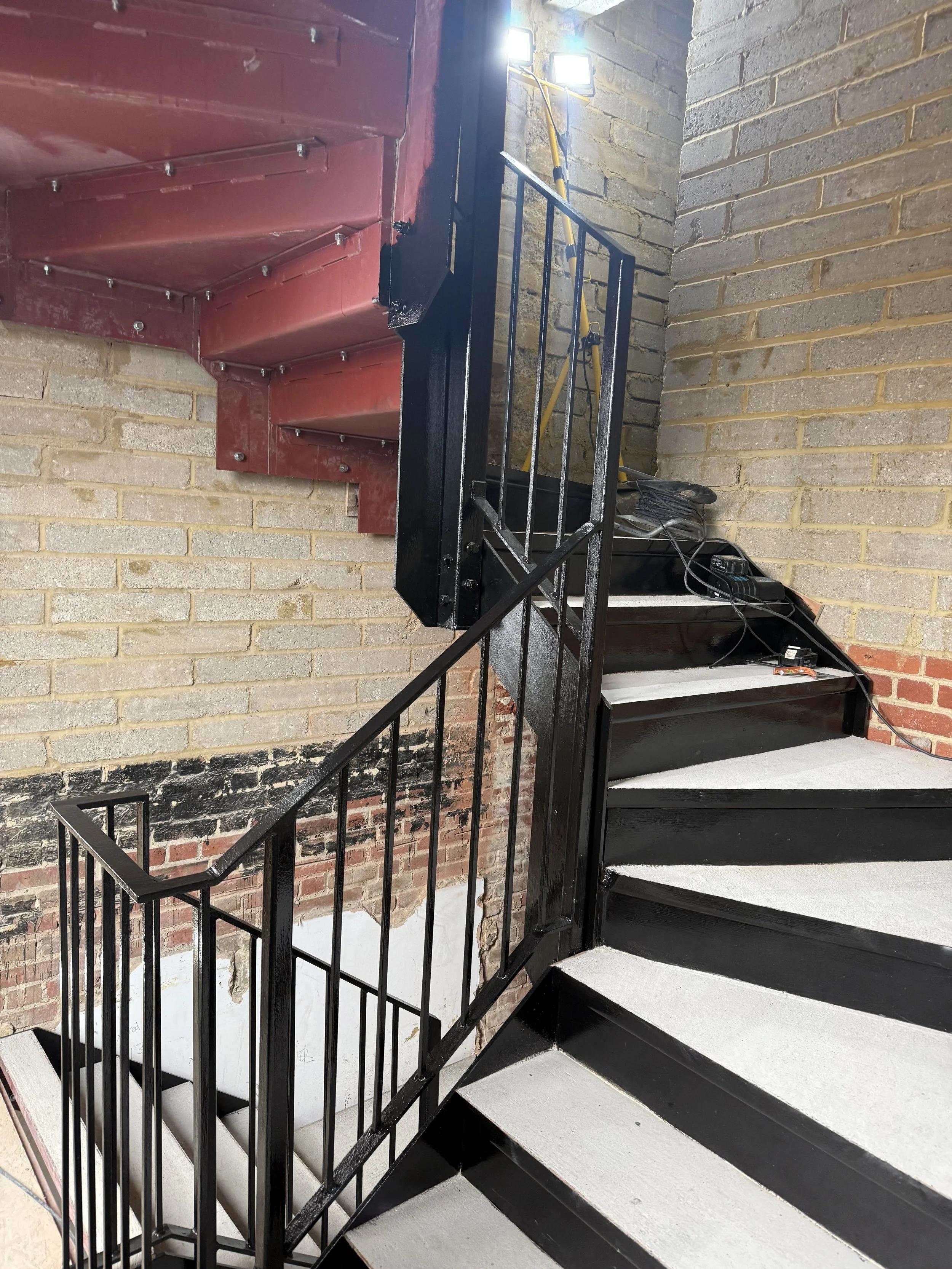 2 Storey Staircase, London Bridge