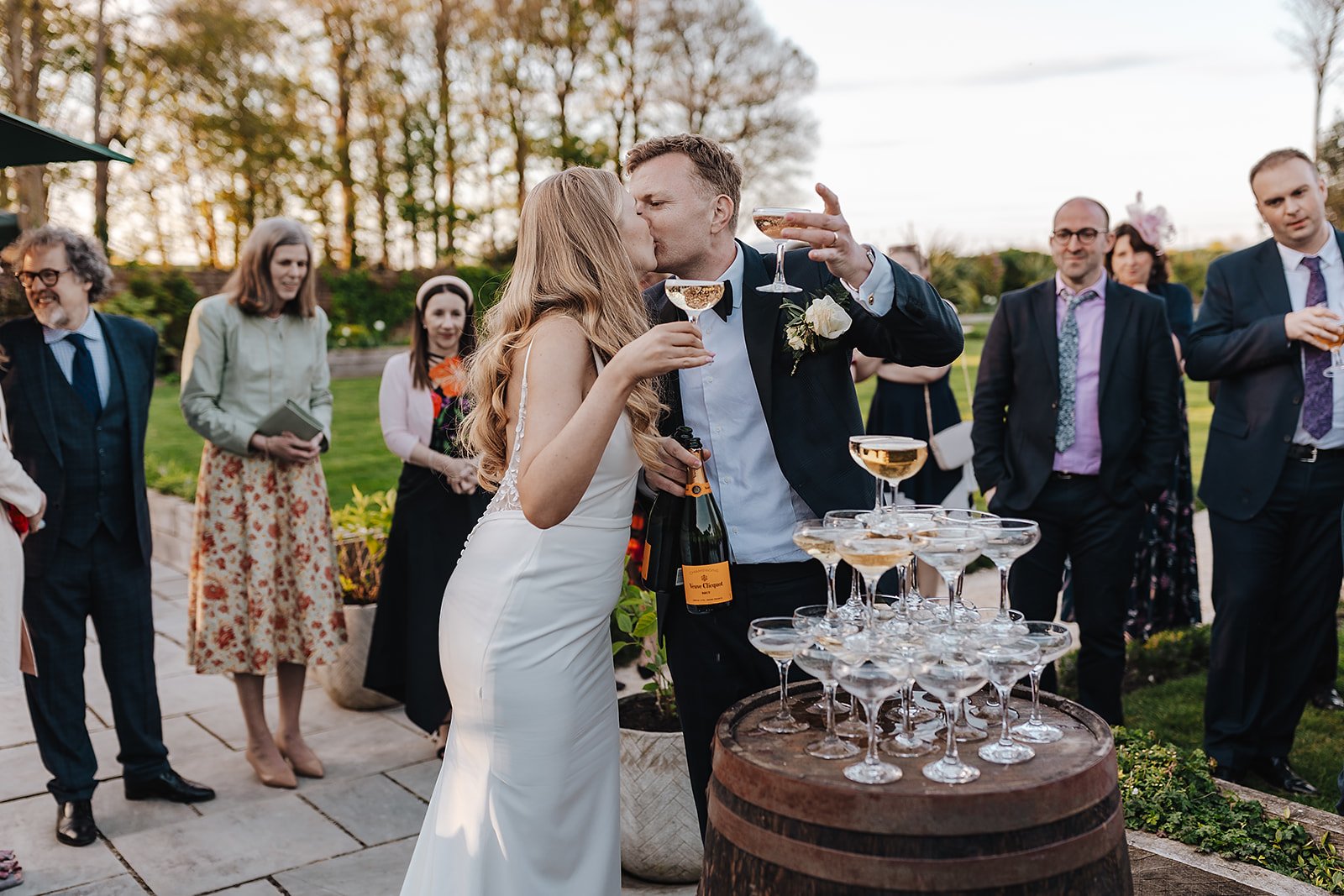 abbotts_court_blandford_wedding_photography_emine-923.jpg