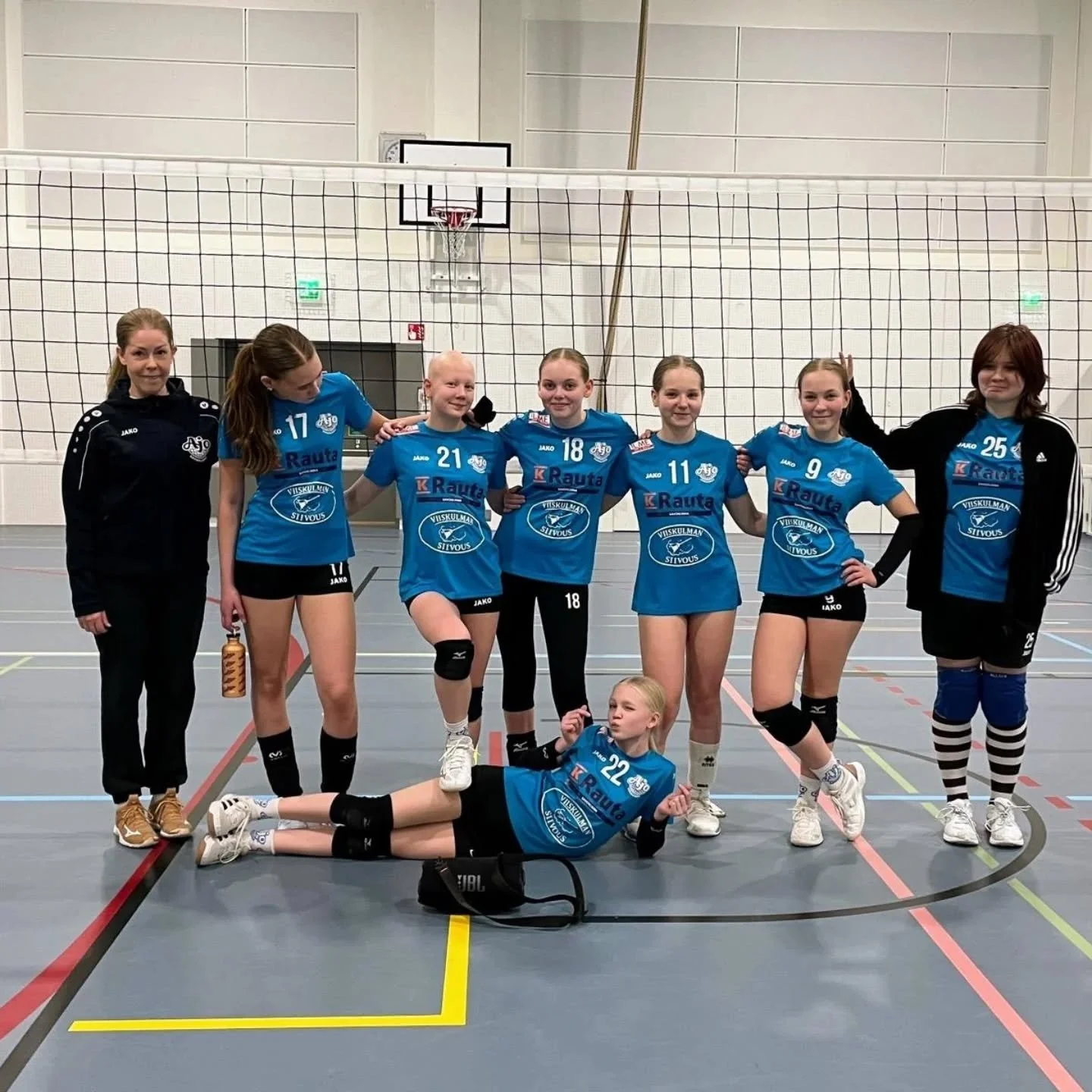 C-tytt&ouml;jen turnauskuulumisia lauantailta! 

Starlet pelasi omassa F-poolin turnauksessaan tasaisia otteluita napaten yhden voiton. Valmennuksen terveiset:

Starletilla hyv&auml; turnaus taas Juvalla! (Ainoastaan HD-peliss&auml; kadotettiin v&aum