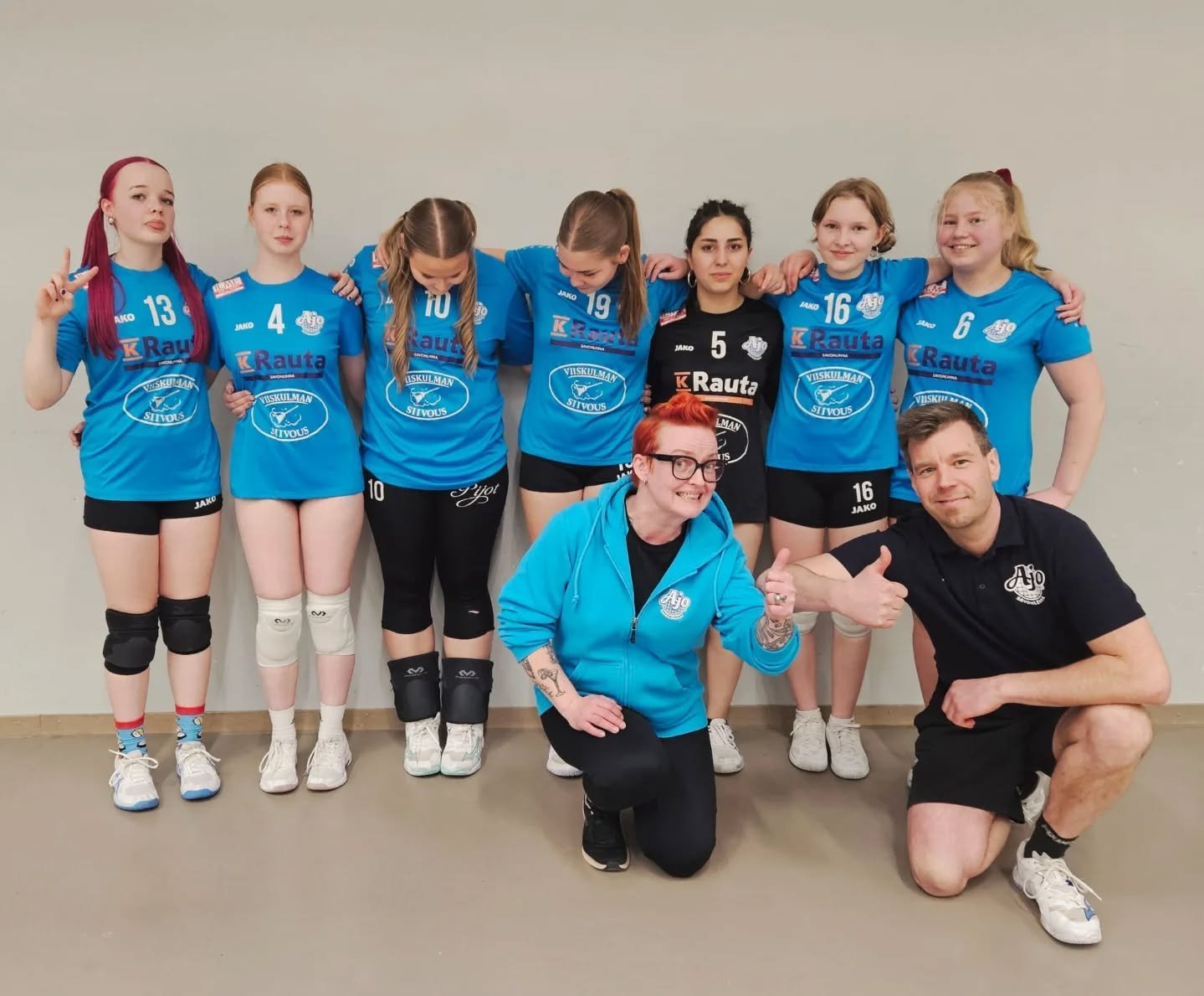 U15 (C-tyt&ouml;t) Id&auml;n alueen 7. ja 10.

Turnausvoiton ja id&auml;n alueen sijan 7/19 napanneen Celican raporttia: 
Ensimm&auml;inen peli seuran keskin&auml;inen ottelu, hurja j&auml;nnitys ilmassa. Toinen er&auml; ratkesi vain 2 pisteen erolla