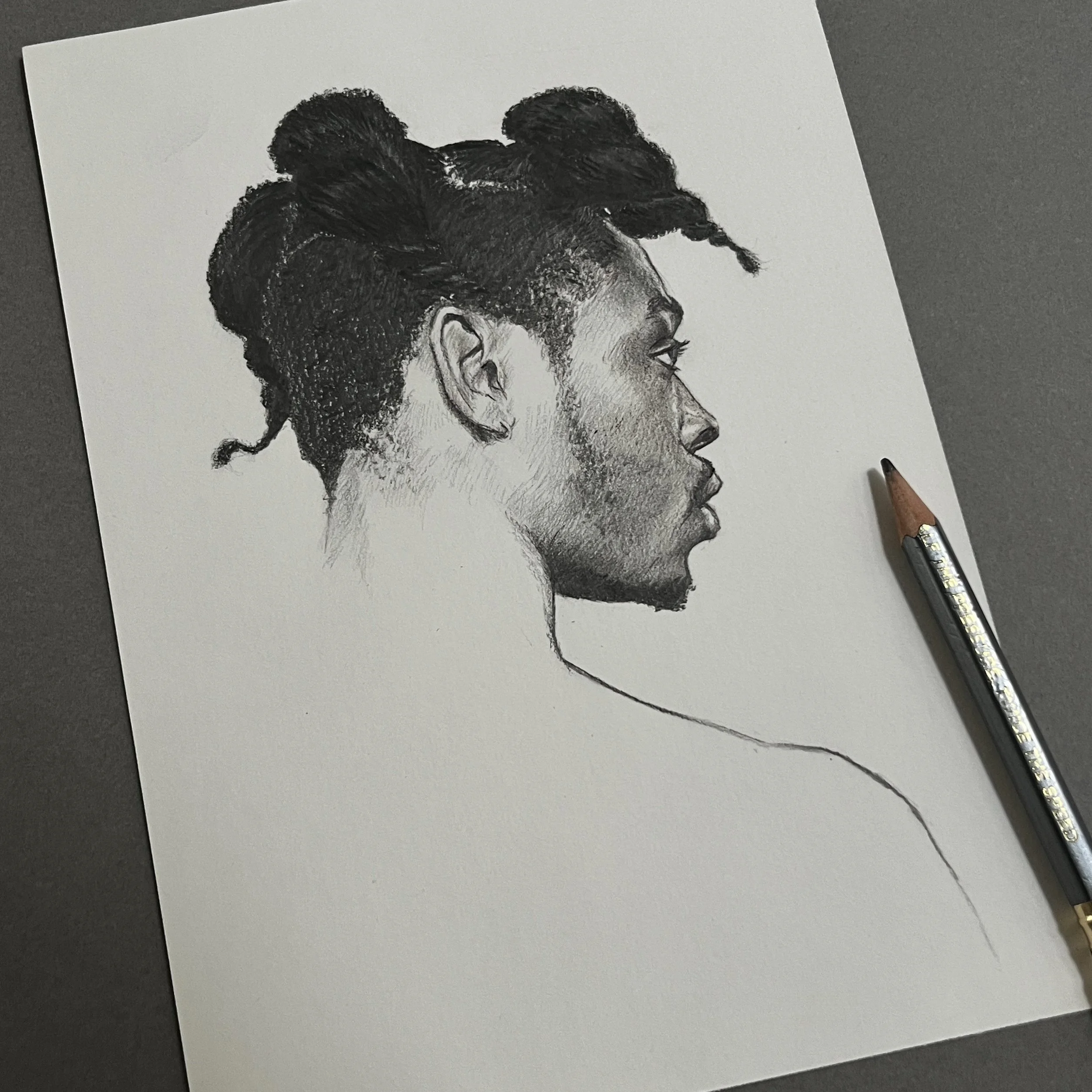 DESSIN AU CRAYON