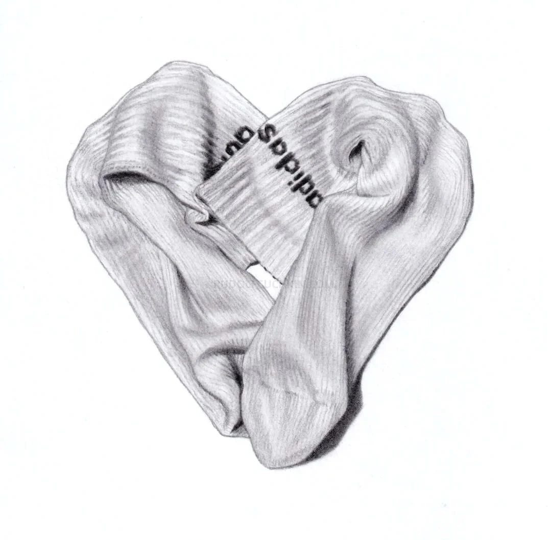 Dessin au graphite représentant deux chaussettes formant un cœur, symbole sensuel et intime, Rudolf Cuchkin