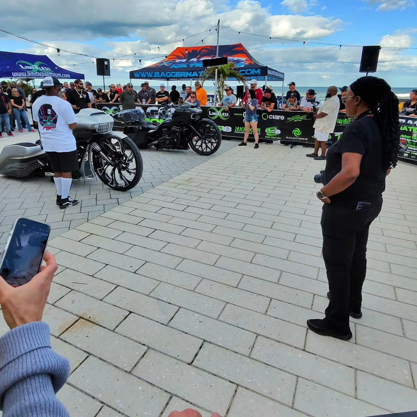 Bagger Nationals at the Hard Rock 🔊🎸
Probably one of the coolest settings we&rsquo;ve ever seen for a sound comp. The vibes were high, the DJ was on point, and Rickie Will killed it on the mic. 👏🔥

#BaggerNationals #HardRockDaytona #SoundCompetit
