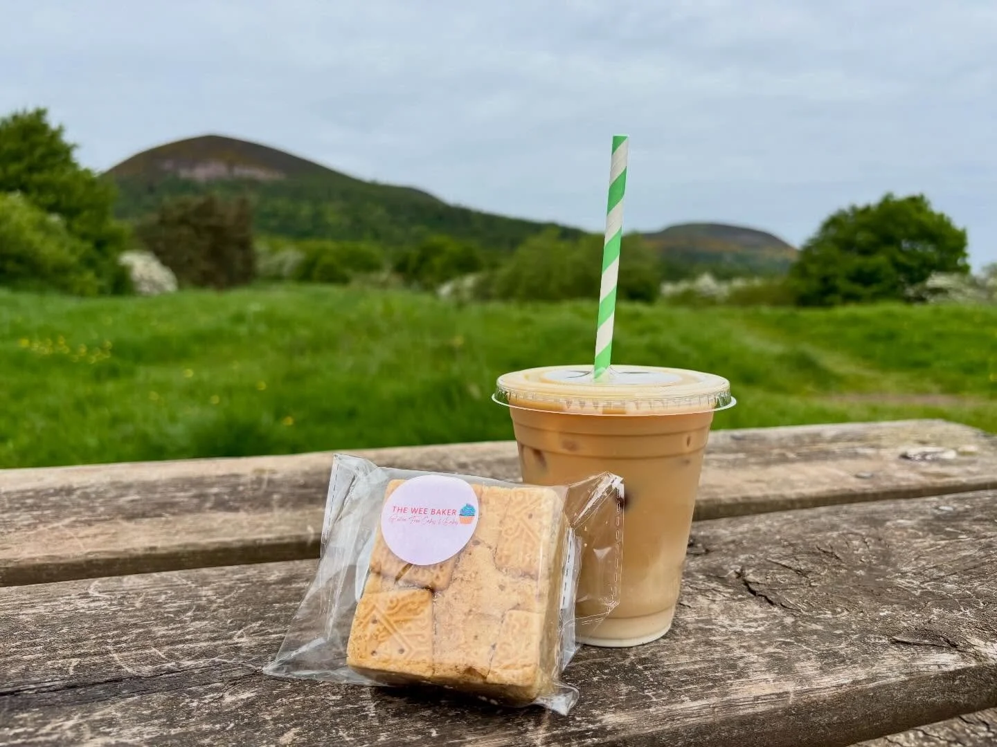 Not a bad spot for a coffee at the Bowden Pop-up. A 2 minute walk from where the van parks up in the village!
#stcuthbertsway #adventurebeans #coffeecommunity #scottishborders