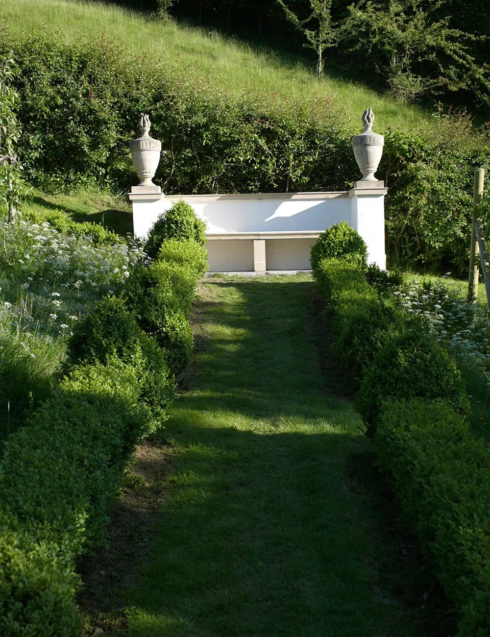 CHA_A_House_In_The_Welsh_Hills_9.jpg