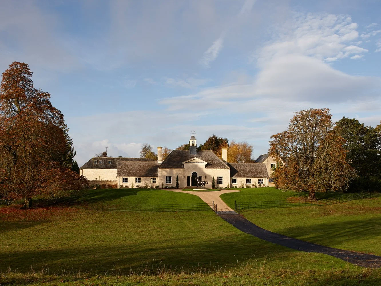A SHOOTING LODGE IN GLOUCESTERSHIRE