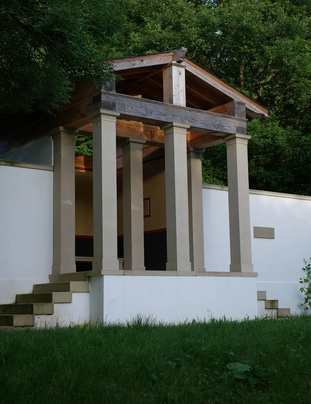 CHA_A_House_In_The_Welsh_Hills_6.jpg