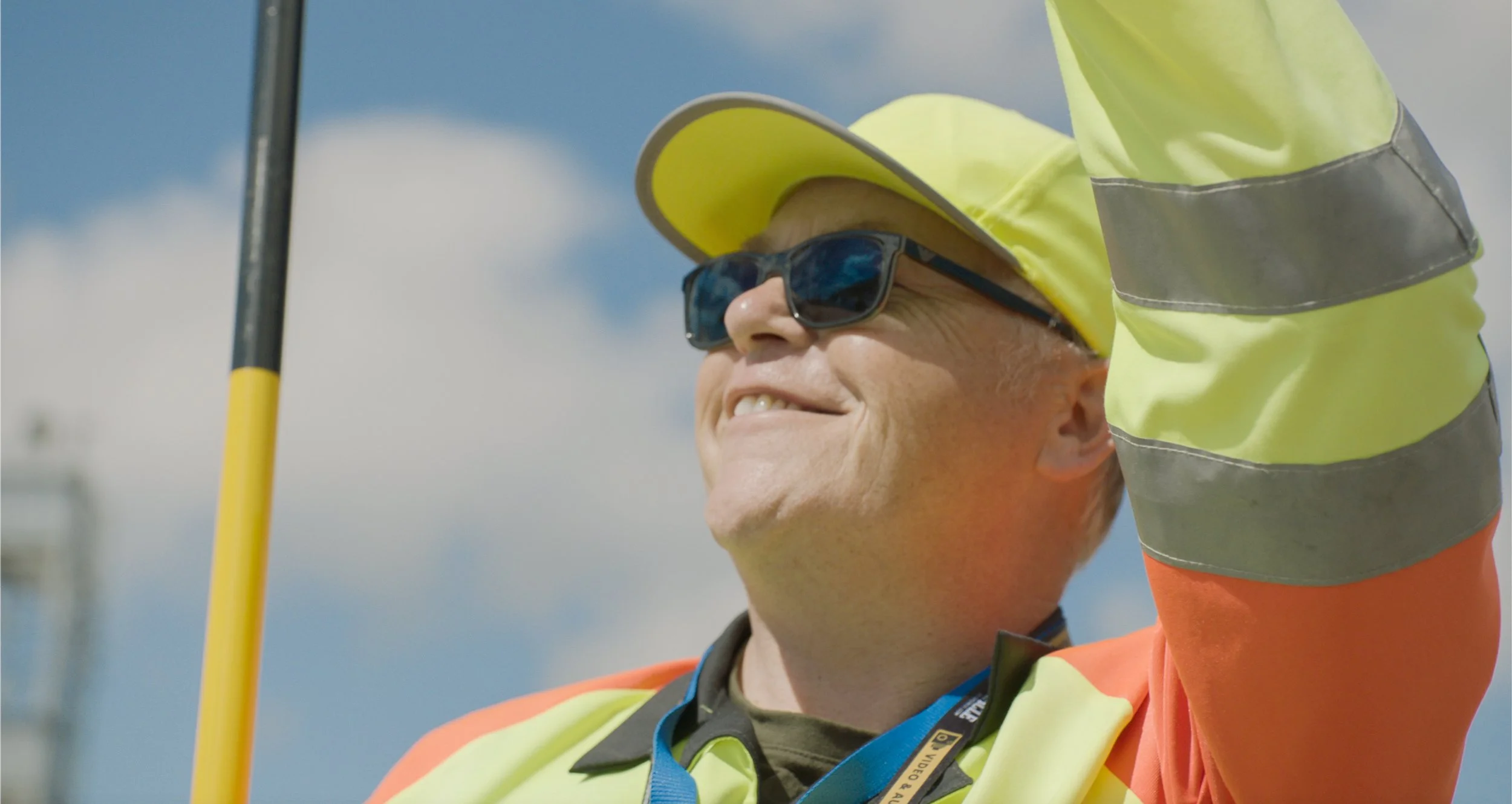 Wayne lollipop waving still .jpg